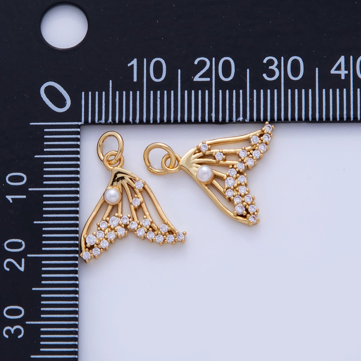 18K Gold Filled Micro Paved CZ Shell Pearl Whale Tail Charm | AF328 - DLUXCA