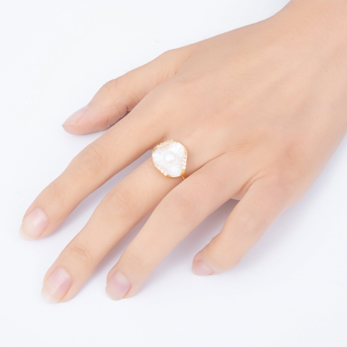 18K Gold Filled Shell Pearl Micro Paved CZ Enamel Scallop Sea Ring | Rings-00287 - DLUXCA