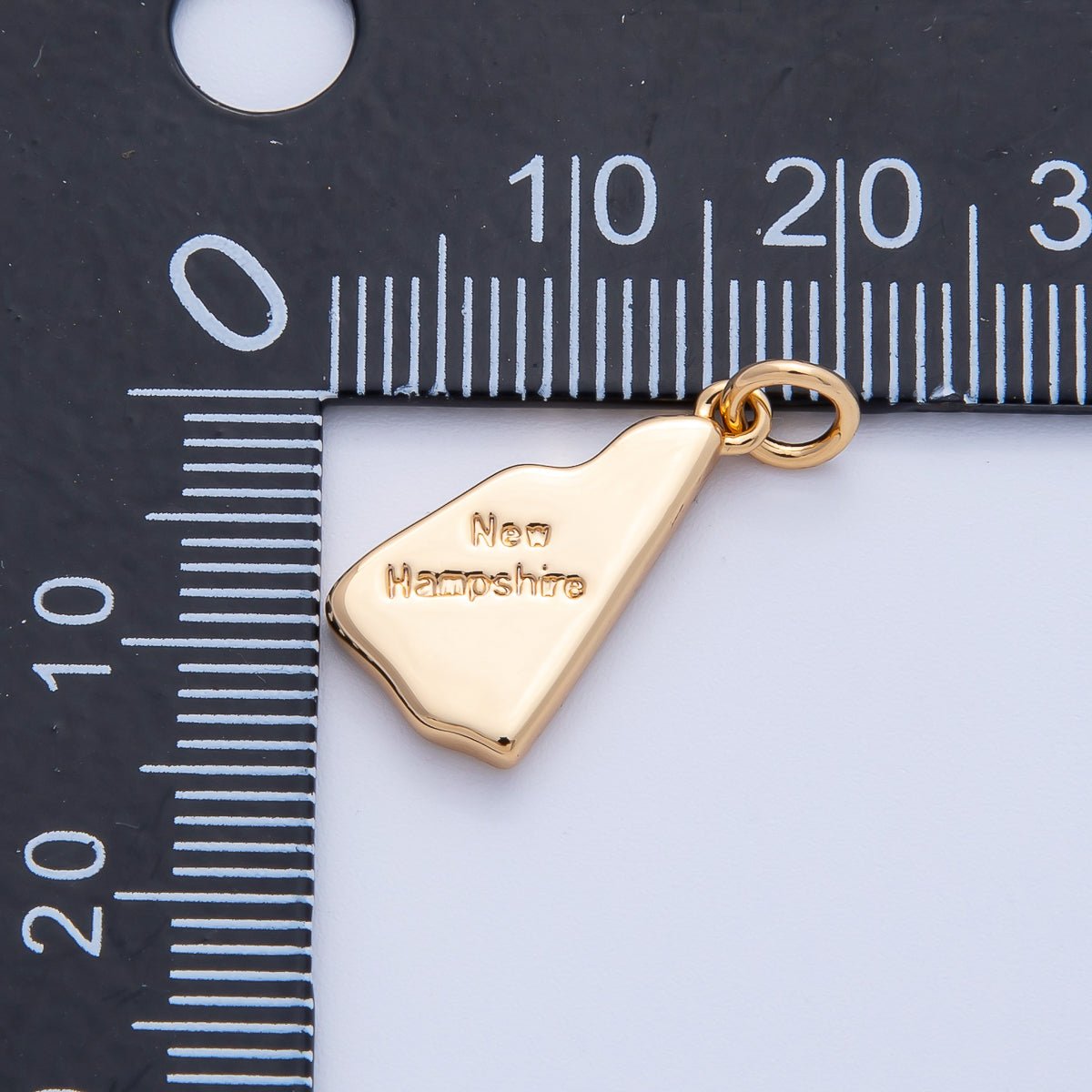 18K Gold Filled United States of America State Map Charm in Gold & Silver | AK064 - AK113 - DLUXCA