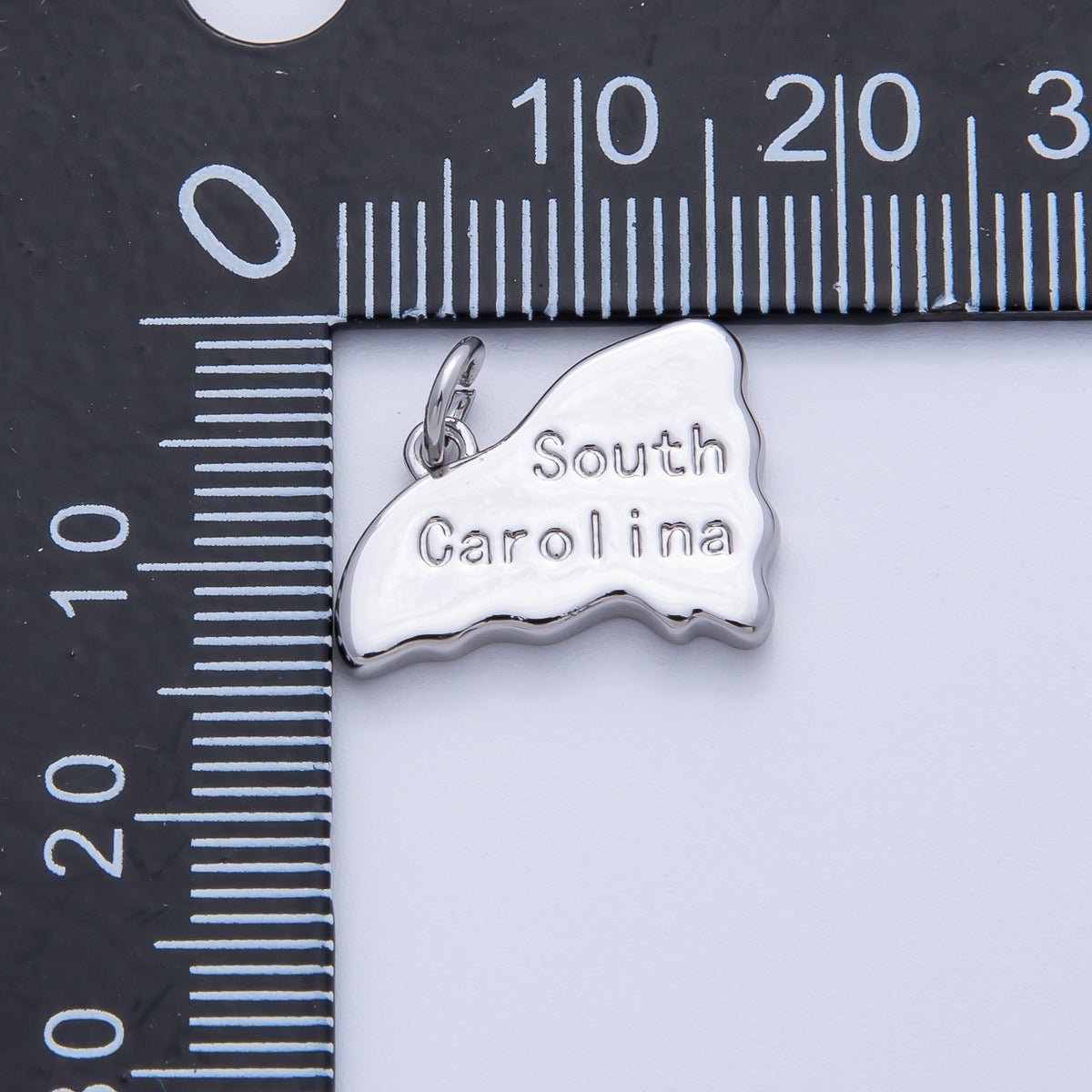 18K Gold Filled United States of America State Map Charm in Gold & Silver | AK064 - AK113 - DLUXCA