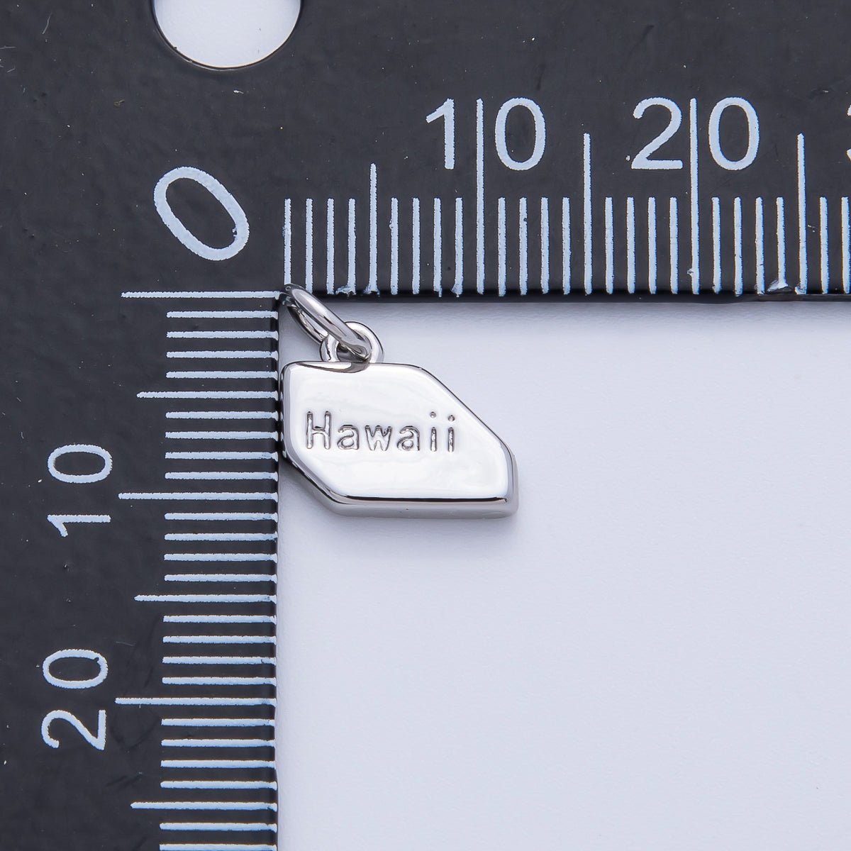 18K Gold Filled United States of America State Map Charm in Gold & Silver | AK064 - AK113 - DLUXCA