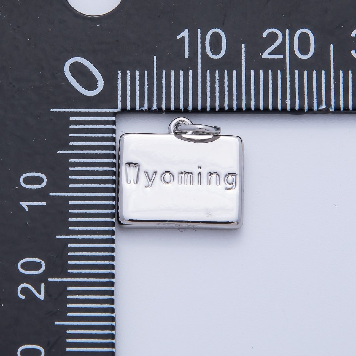 18K Gold Filled United States of America State Map Charm in Gold & Silver | AK064 - AK113 - DLUXCA