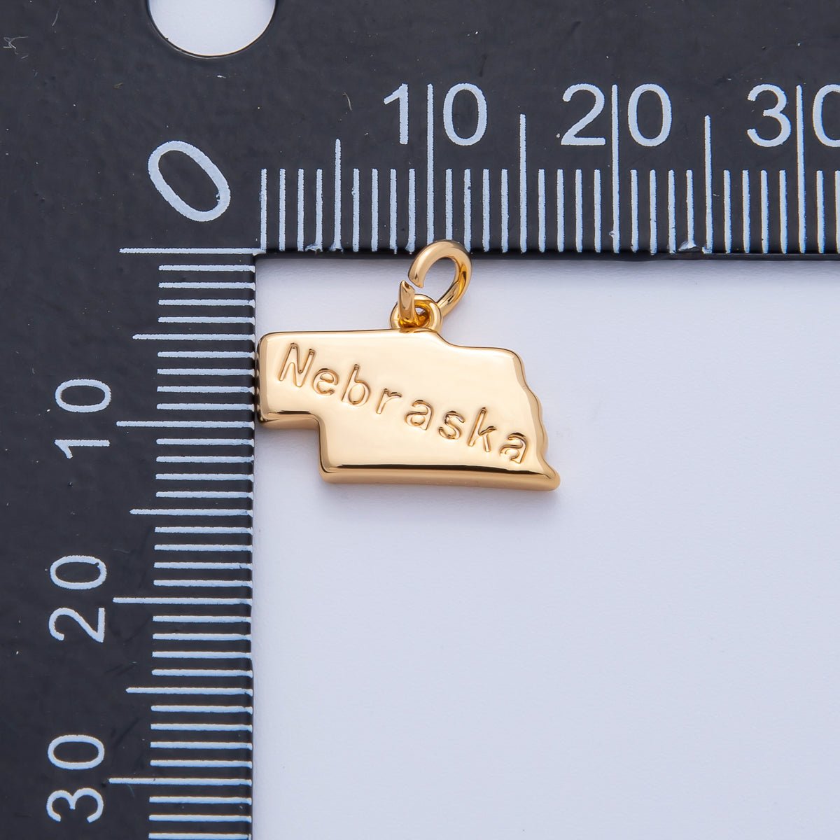 18K Gold Filled United States of America State Map Charm in Gold & Silver | AK064 - AK113 - DLUXCA