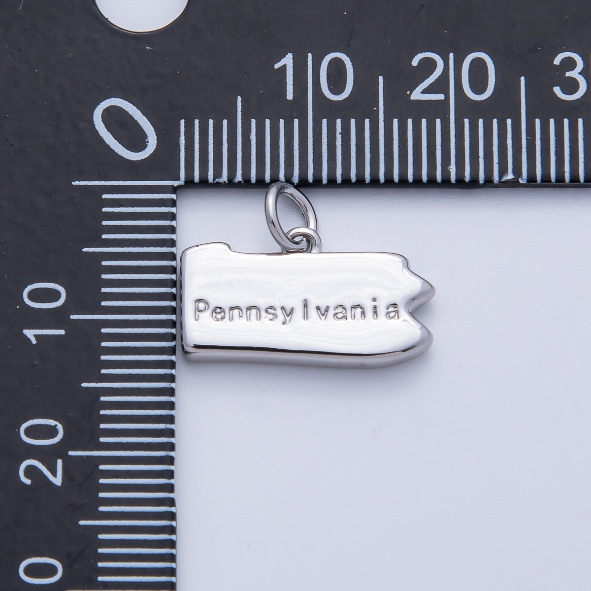 18K Gold Filled United States of America State Map Charm in Gold & Silver | AK064 - AK113 - DLUXCA