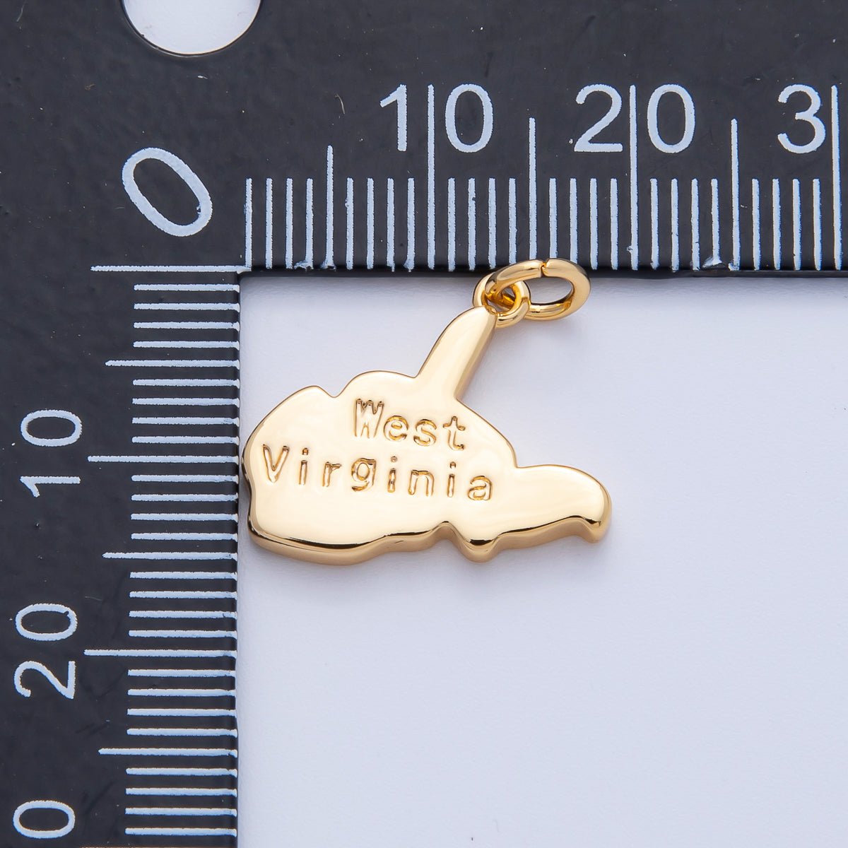 18K Gold Filled United States of America State Map Charm in Gold & Silver | AK064 - AK113 - DLUXCA