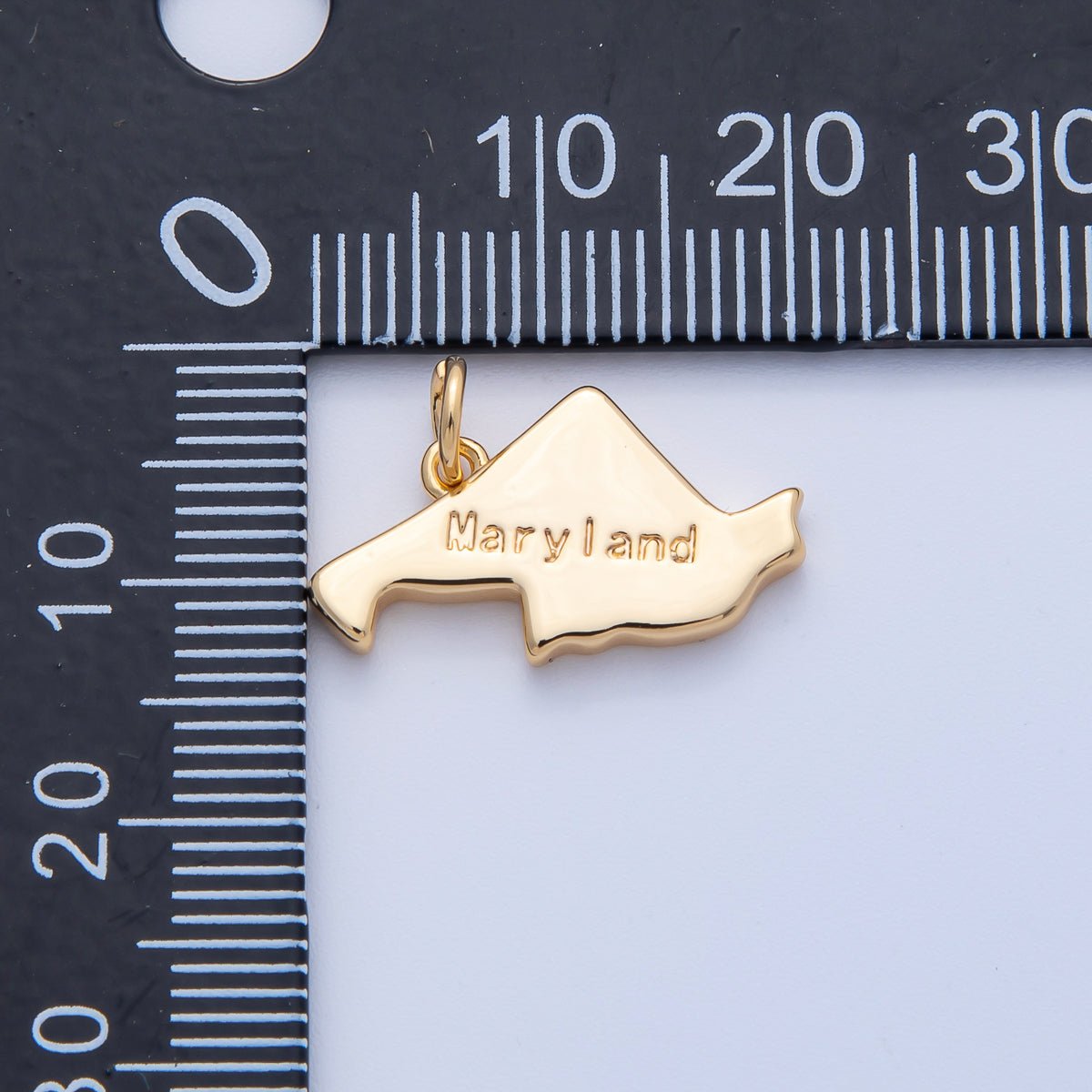 18K Gold Filled United States of America State Map Charm in Gold & Silver | AK064 - AK113 - DLUXCA