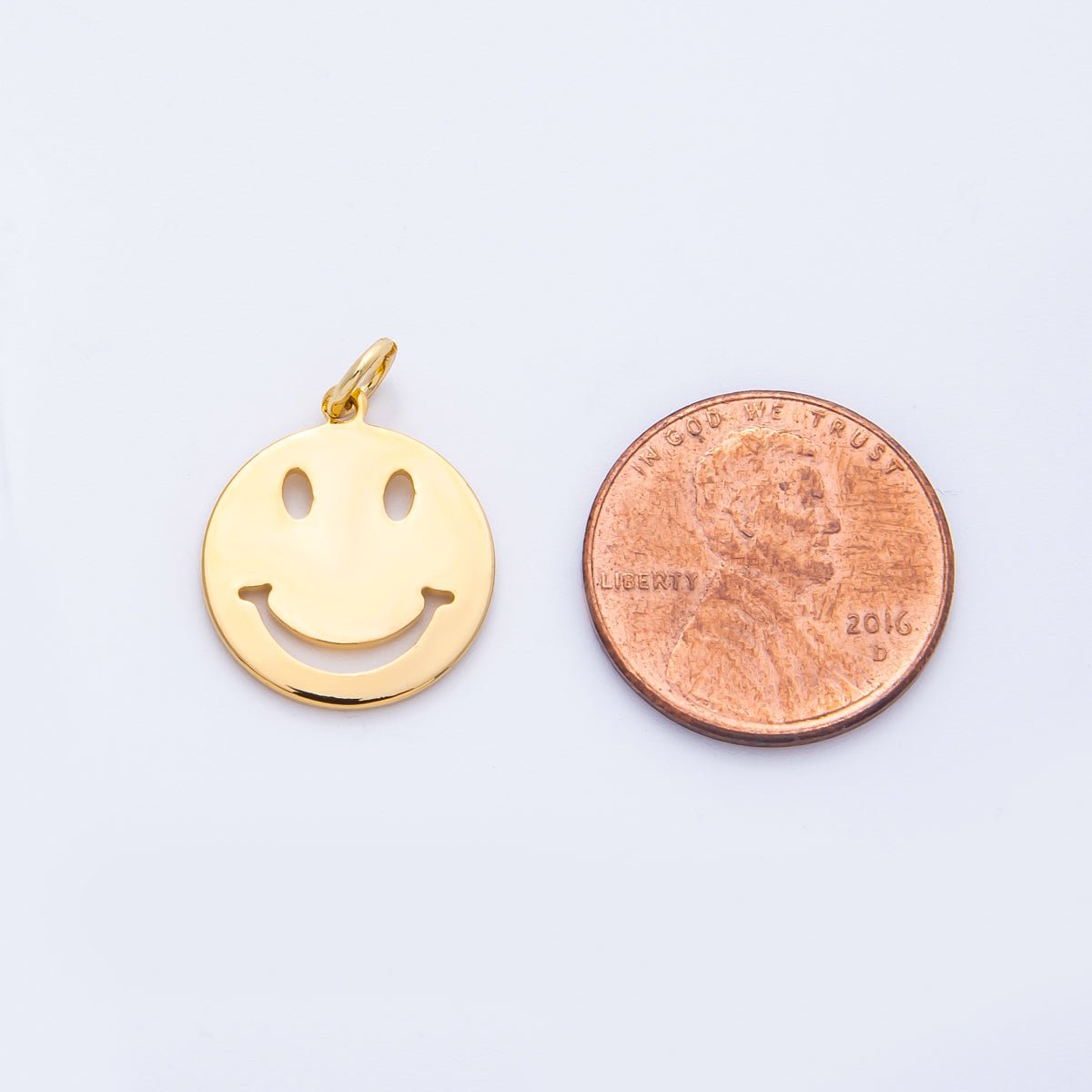 18K Gold PVD Stainless Steel 17mm Smiley Emoticon Open Mini Charm | Charms - 00364 - DLUXCA