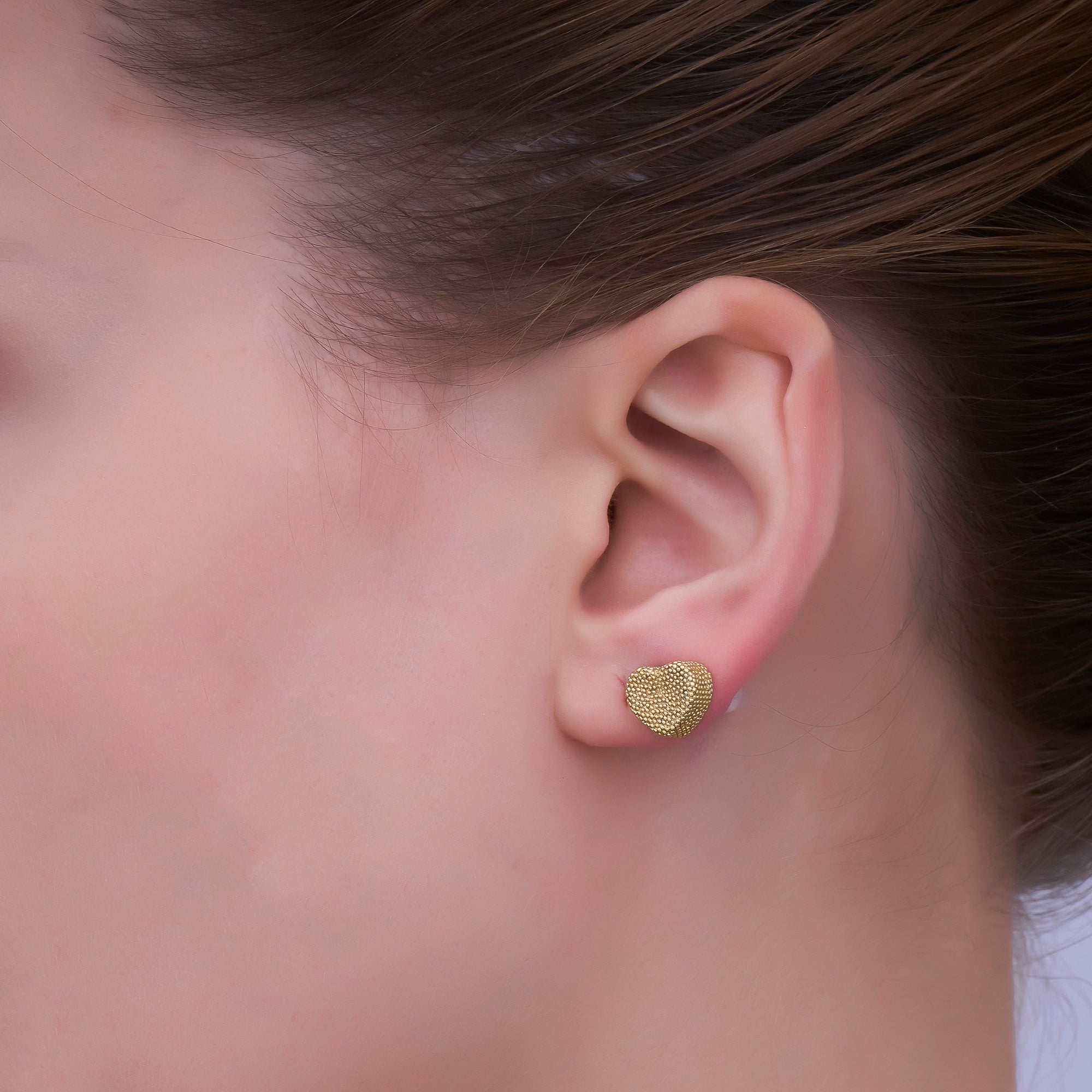 24K Gold Filled 8.5mm Dotted Chubby Heart Stud Earrings | AI00489