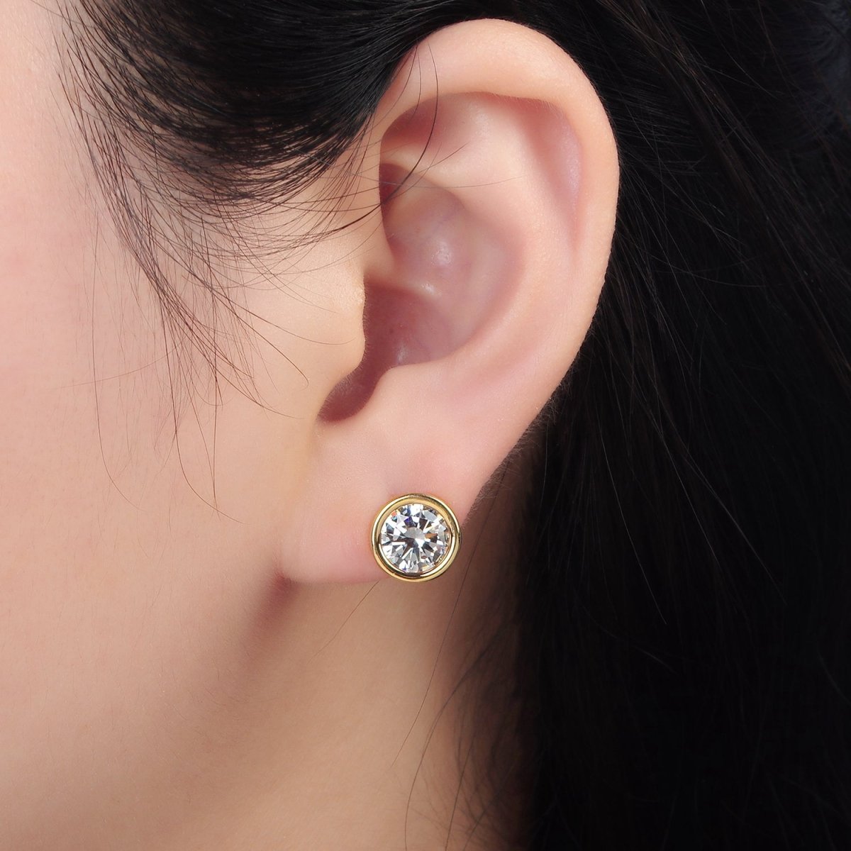 24K Gold Filled 10mm Clear CZ Round Bezel Stud Earrings | P538 - DLUXCA