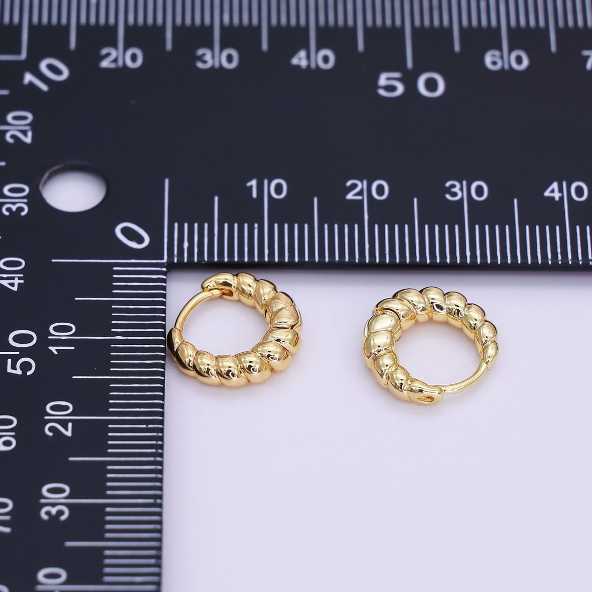 24K Gold Filled 12.5mm Minimalist Croissant Cartilage Huggie Earrings | T179 - DLUXCA