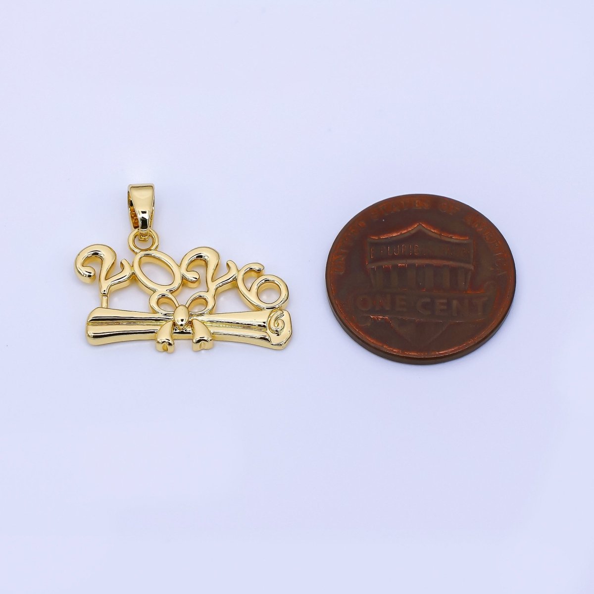 24K Gold Filled 13.5mm Year of 2026 Diploma Graduation Pendant | AA1562 - DLUXCA
