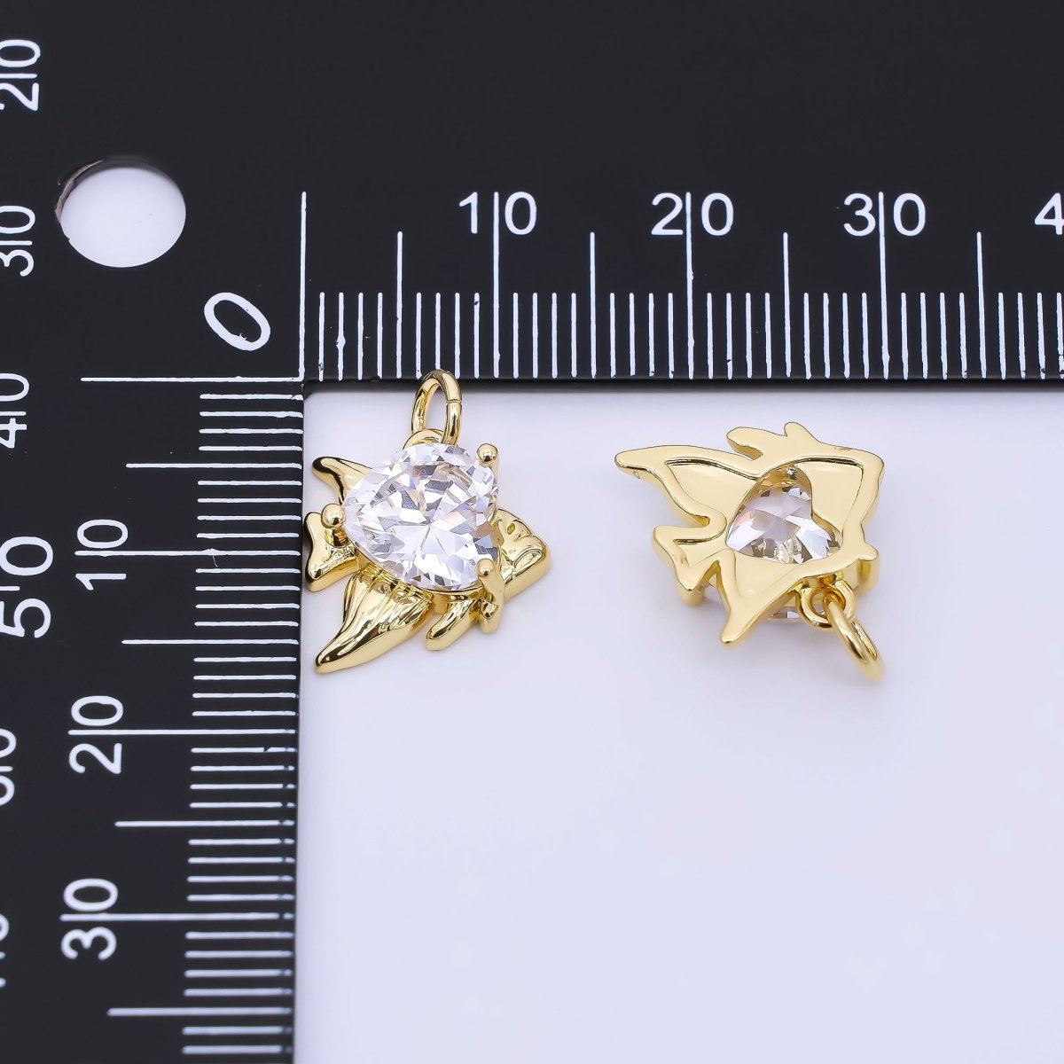 24K Gold Filled 13mm Heart - Shaped CZ Under the Sea Goldfin Fish Charm | AJ392 - DLUXCA