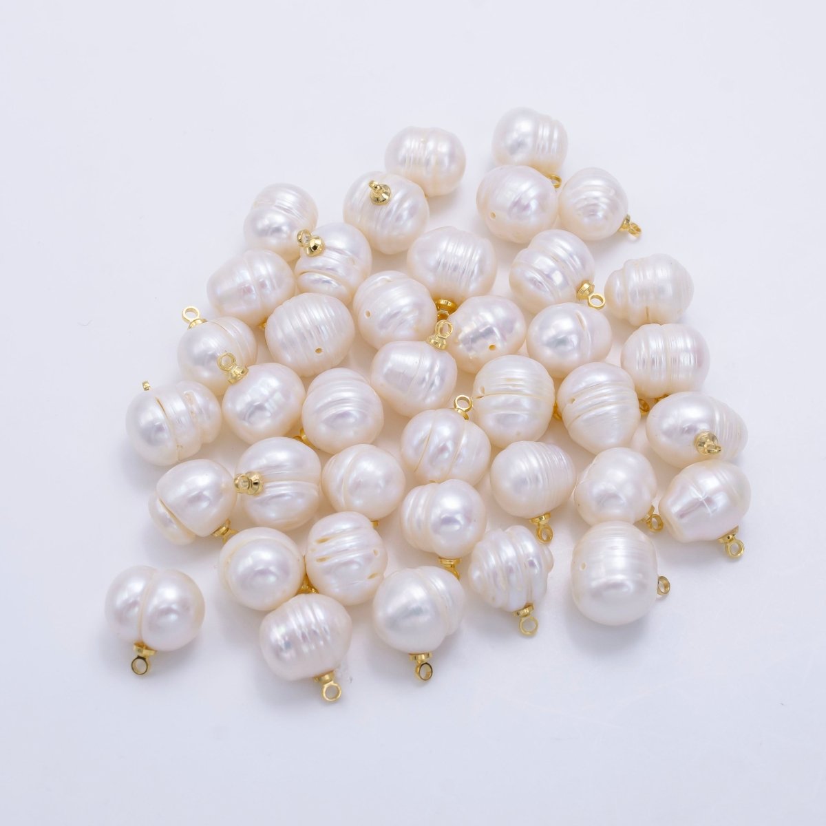 24K Gold Filled 13mm Ringed White Freshwater Pearl Charm | P1880 - DLUXCA