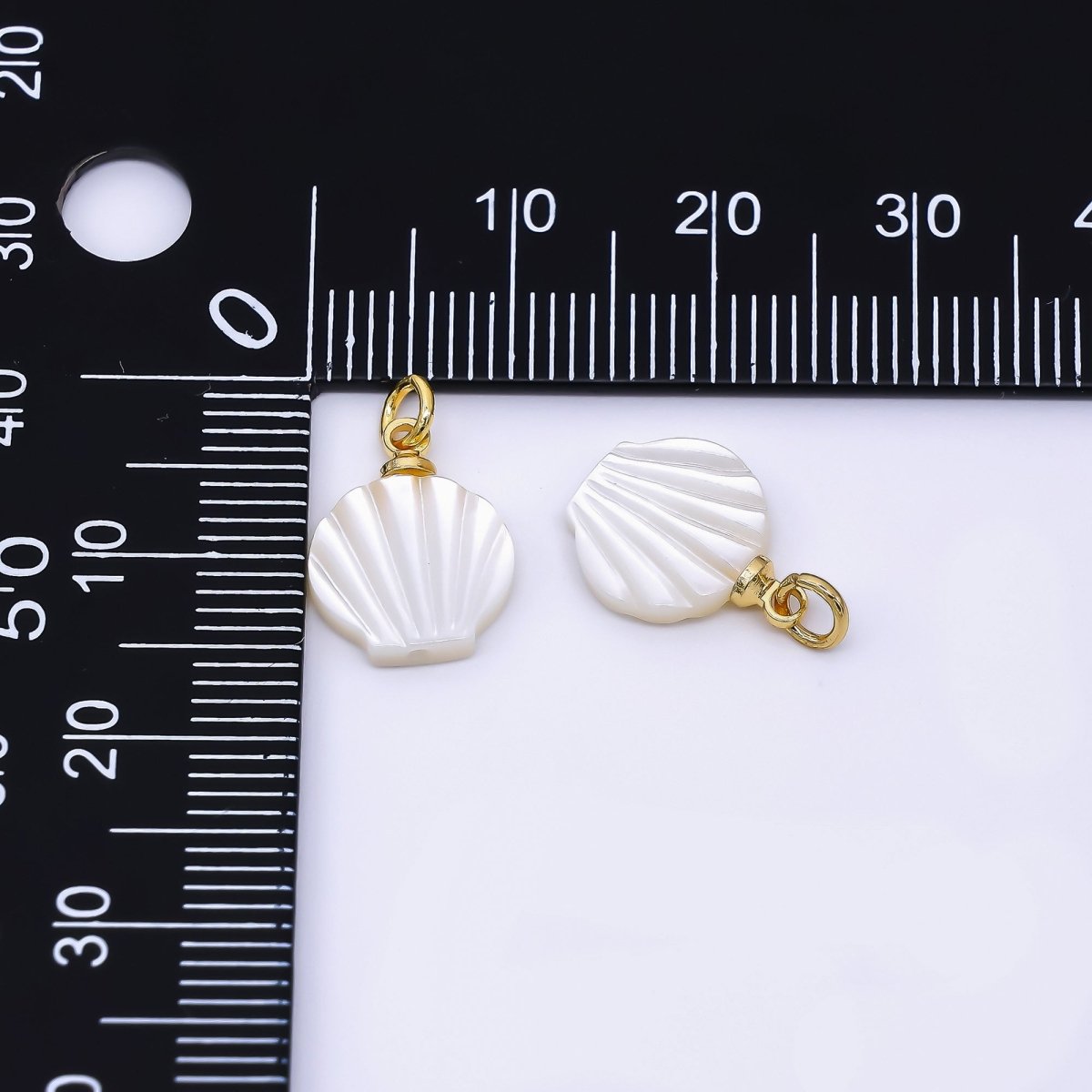 24K Gold Filled 13mm Shell Pearl Scallop Fan - Shaped Sea Shell Charm | P - 1792 - DLUXCA