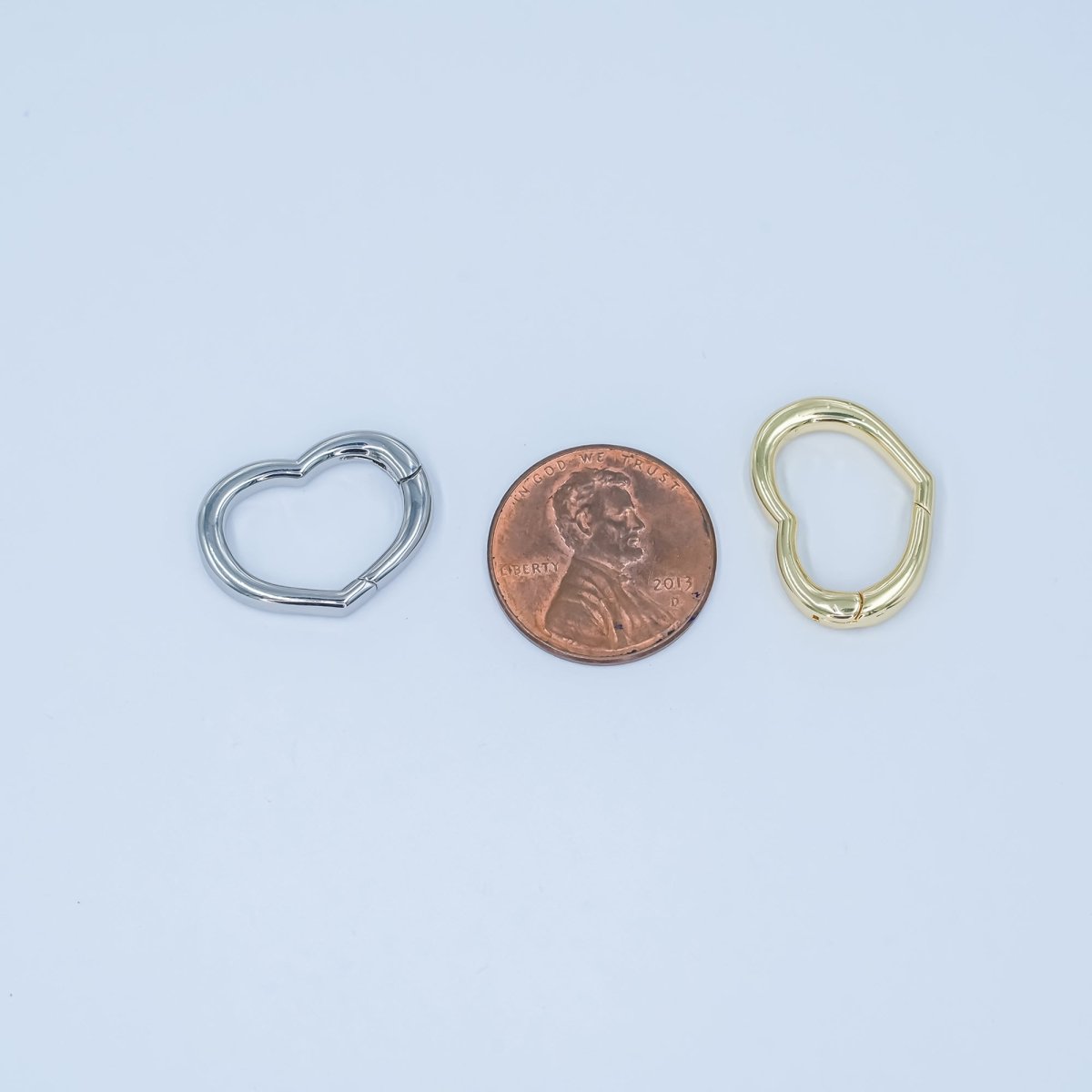 24K Gold Filled 14.8mm Minimalist Heart Push Gate Finding in Gold & Silver | Z1136 - DLUXCA