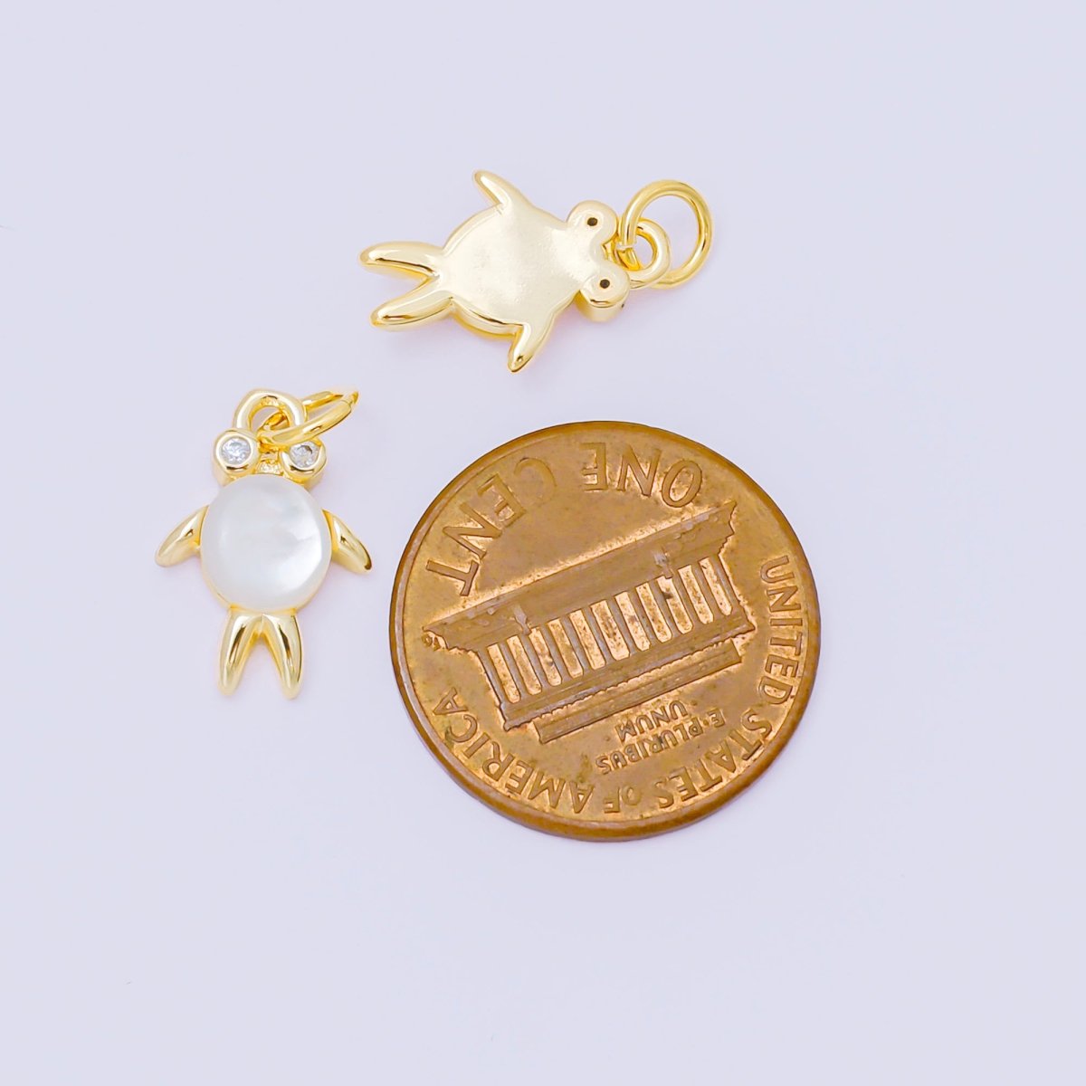 24K Gold Filled 14mm Round CZ Under the Sea Turtle Shell Pearl Charm | AC1588 - DLUXCA