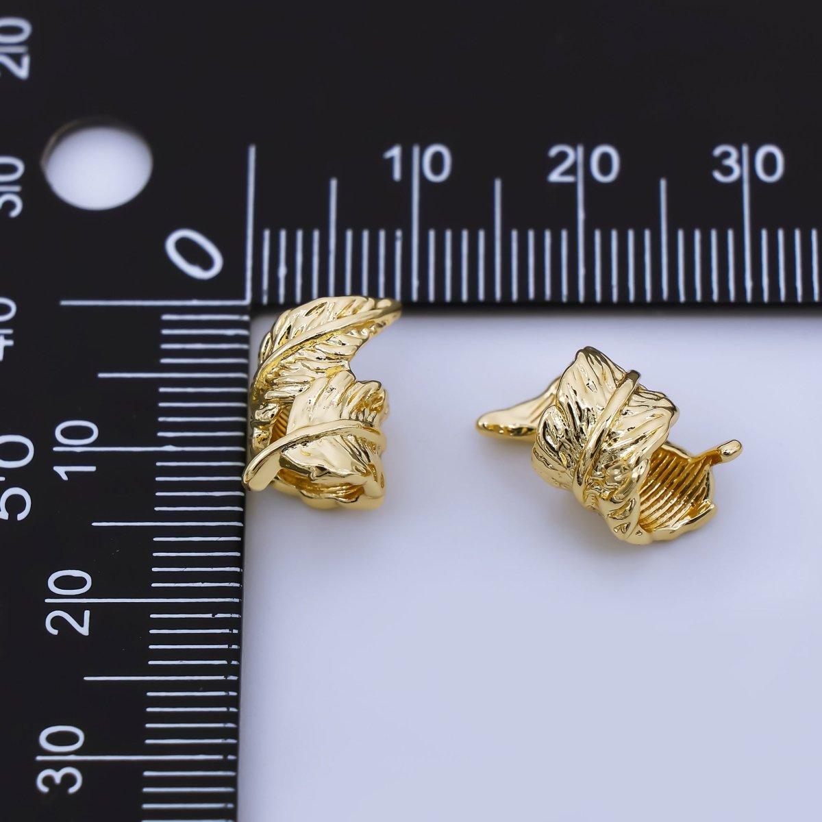 24K Gold Filled 14mm Twisted Dry Leaf Bead Spacer | B477 - DLUXCA