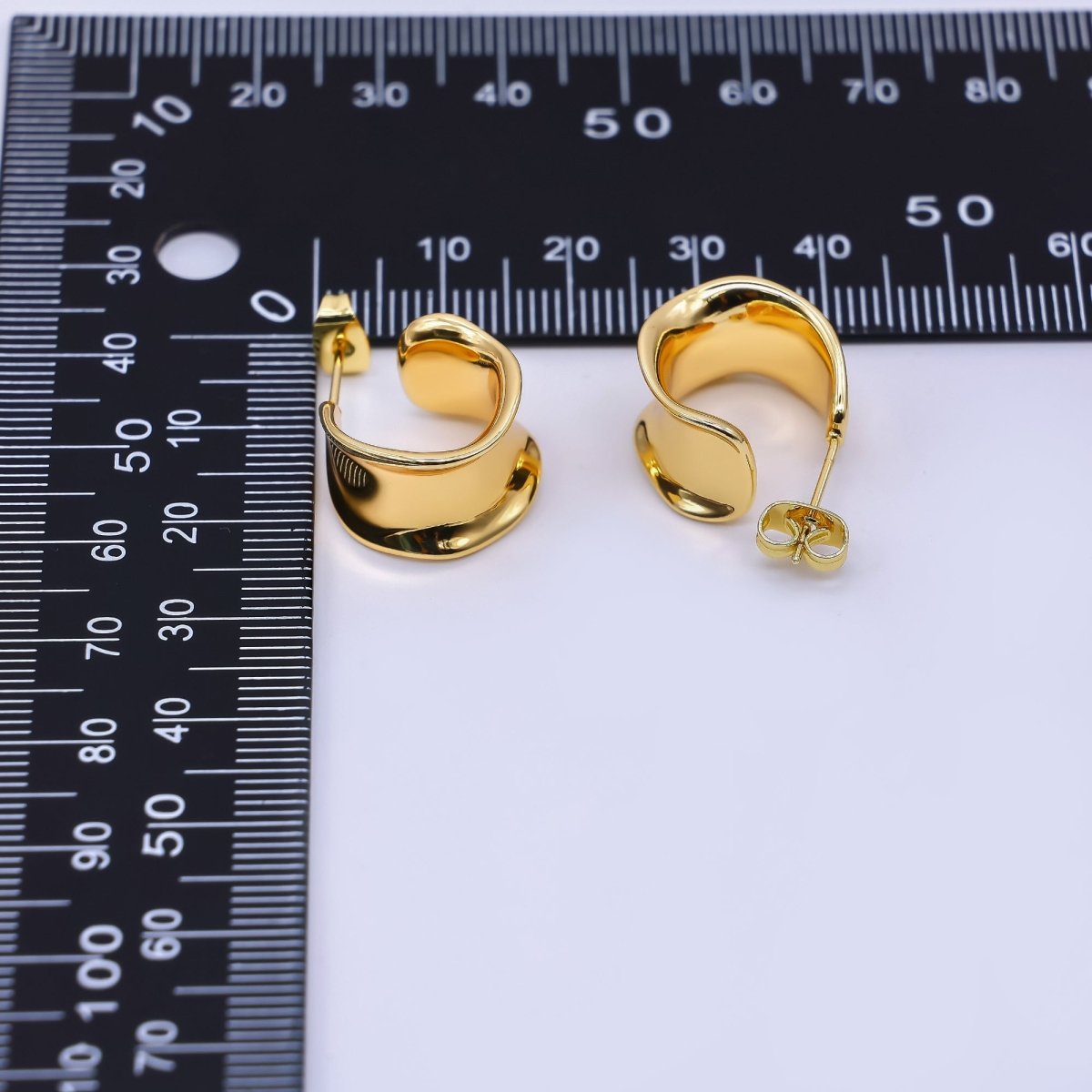 24K Gold Filled 15.5mm Wide Molten C - Shaped Hoop Earrings | AI464 - DLUXCA