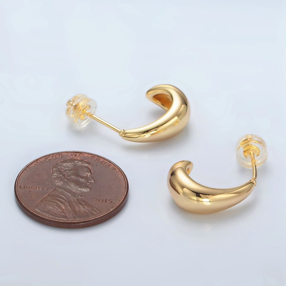 24K Gold Filled 15mm Minimalist Dome J - Shaped Hoop Earrings | Q452 - DLUXCA