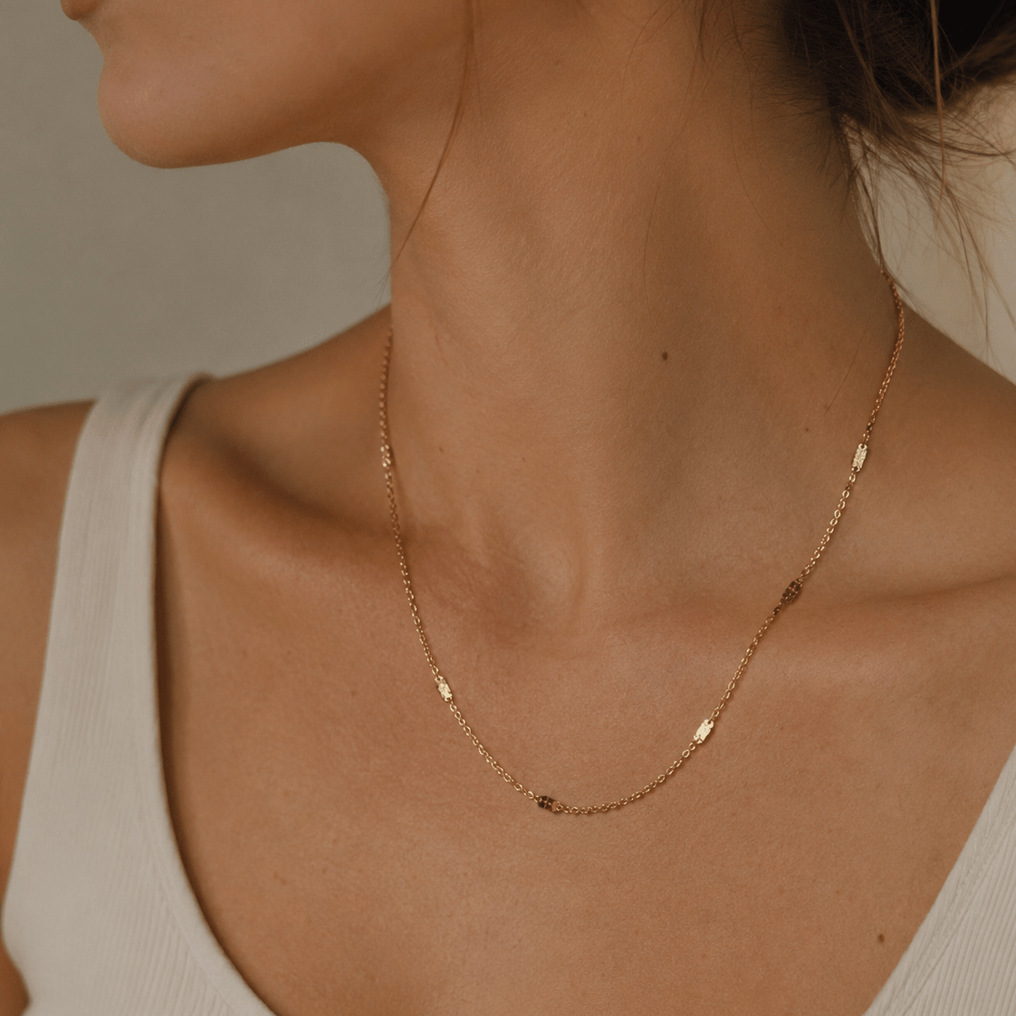 24K Gold Filled 1.5mm Minimalist Flat Link Cable Chain 17.5 Inch Necklace | WA-02959 - DLUXCA