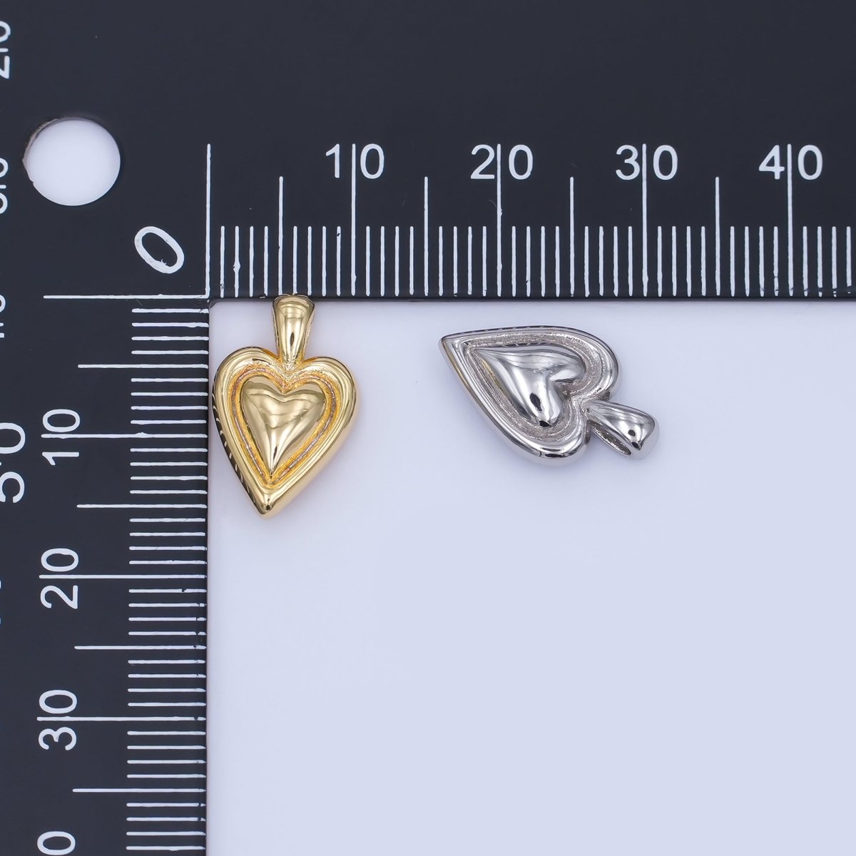 24K Gold Filled 16.5mm Chubby Heart Pendant in Gold & Silver | AH458 - DLUXCA