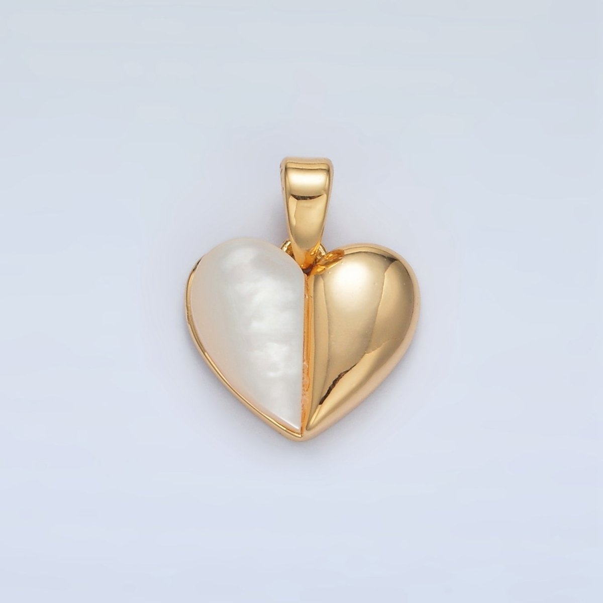 24K Gold Filled 16mm Shell Pearl Heart Pendant | AA1517 - DLUXCA