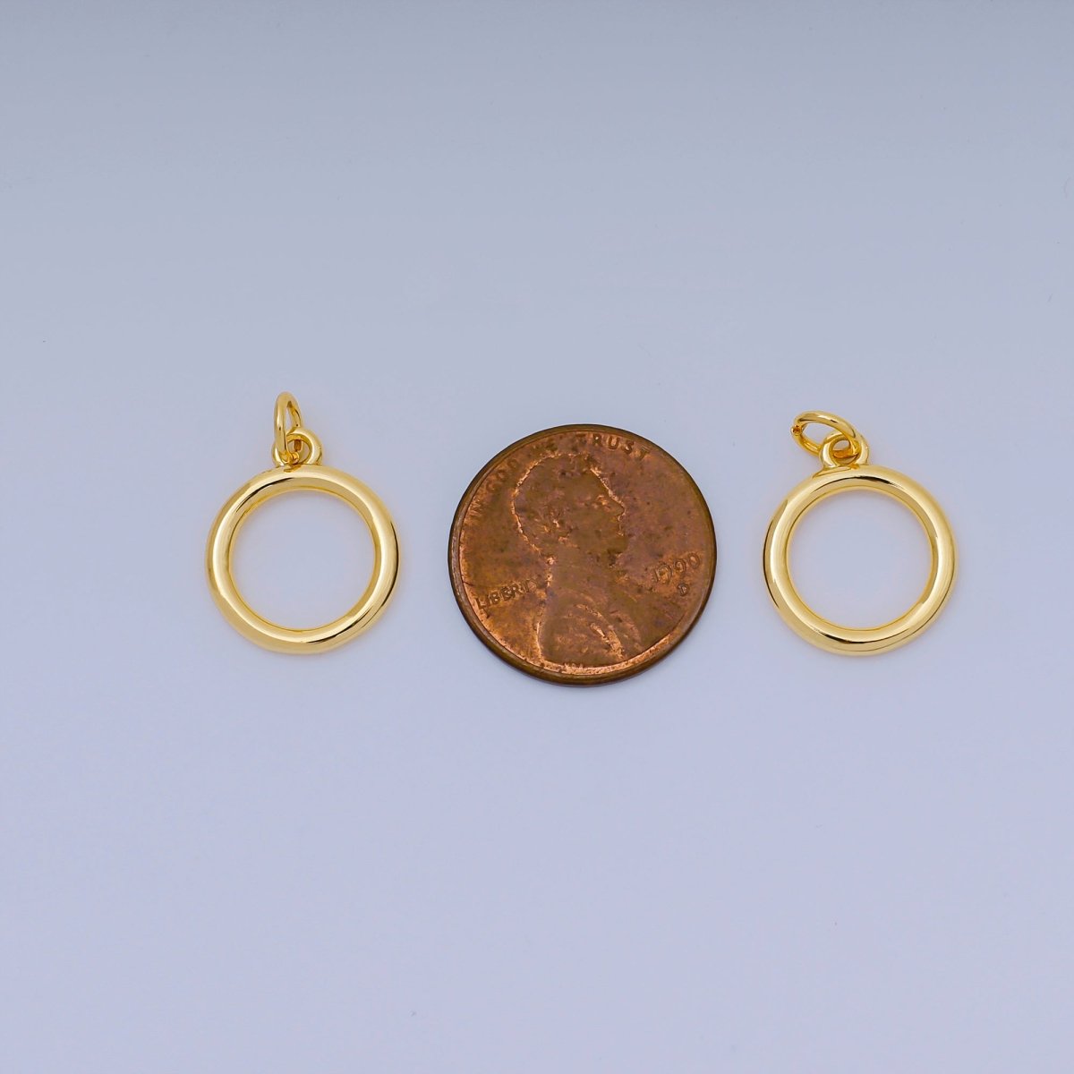 24K Gold Filled 16mm Simple Hollow Oblong Round Circle Charm | AJ - 413 - DLUXCA
