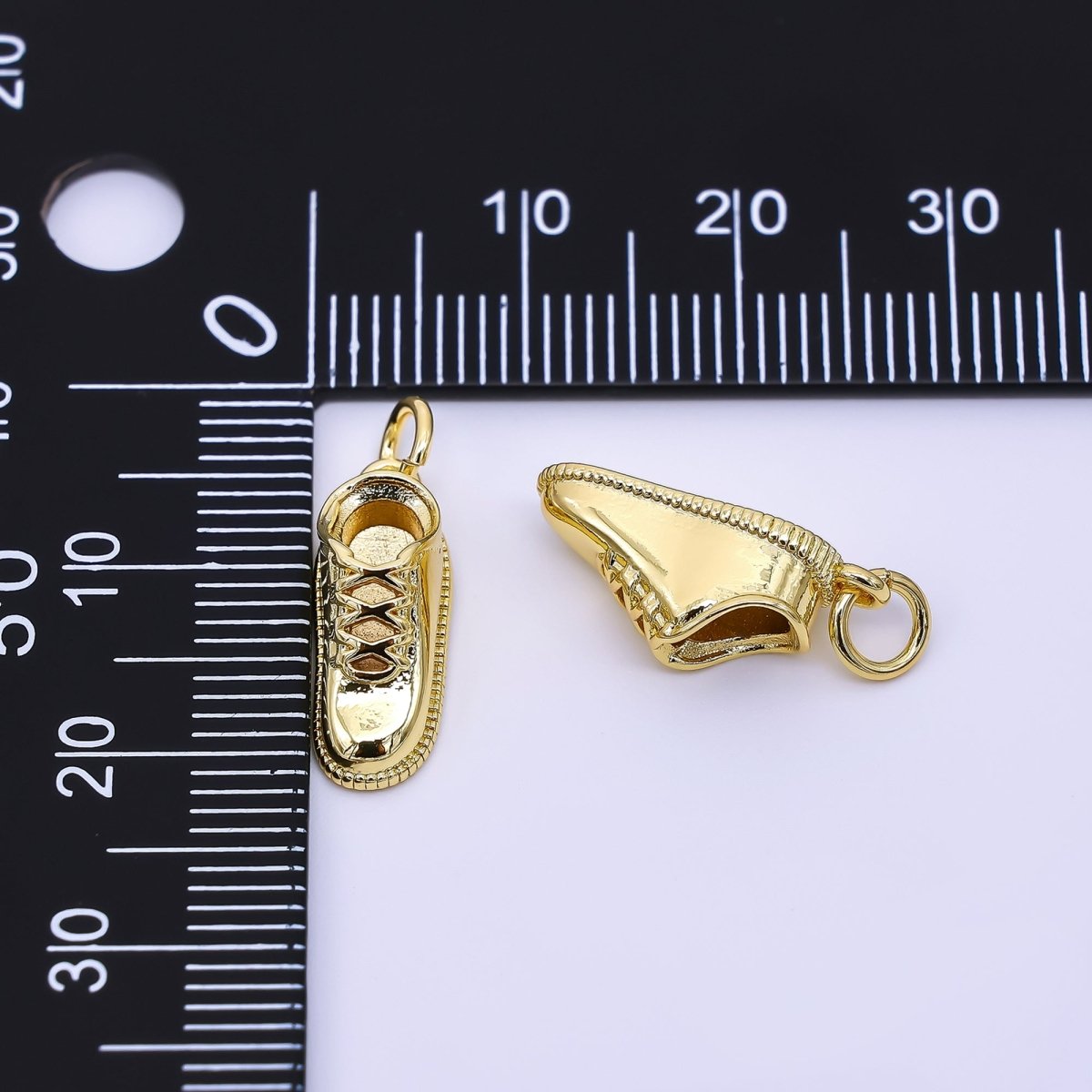 24K Gold Filled 17mm Outfit of the Day Sneakers Shoes Charm | AF - 541 - DLUXCA