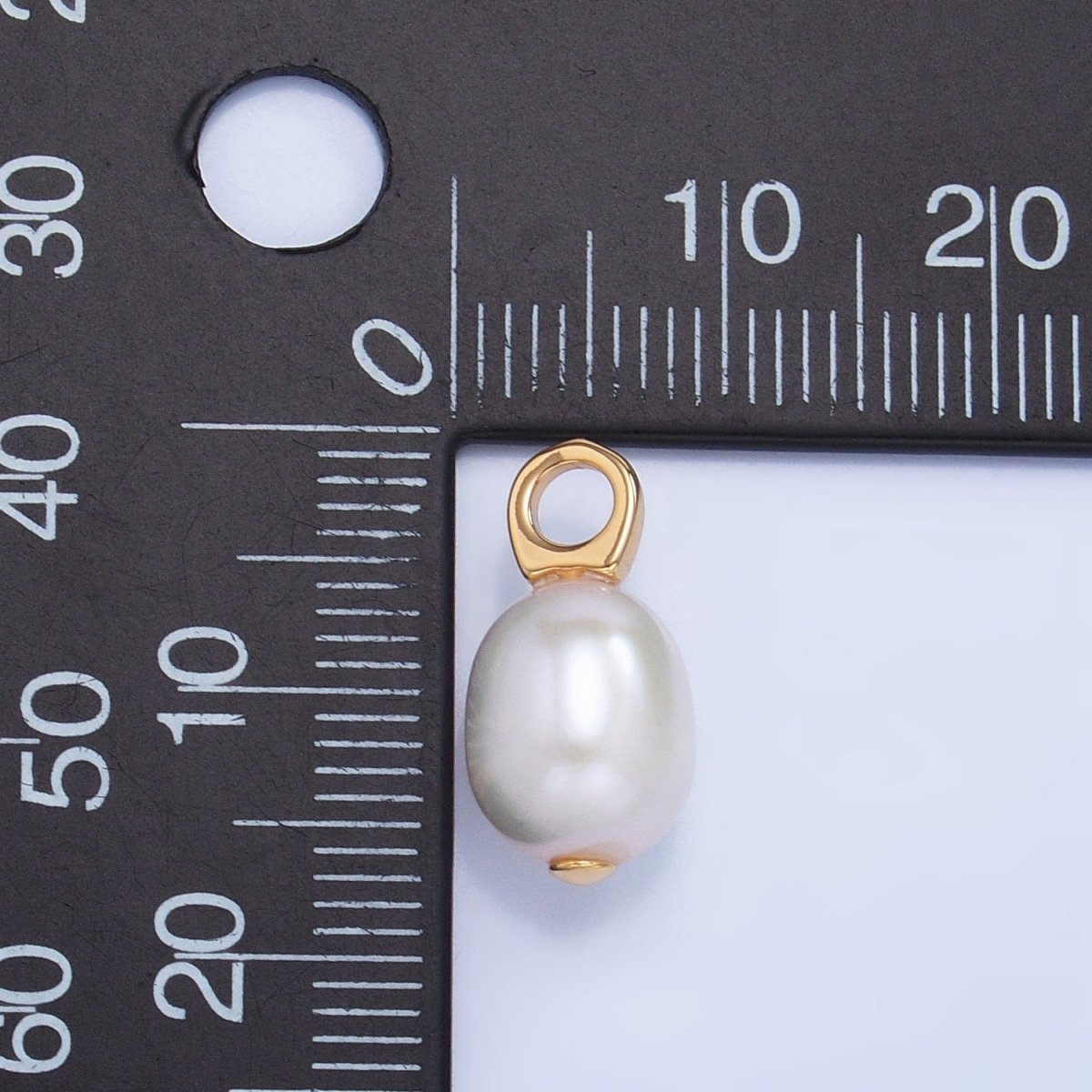 24K Gold Filled 17mm White Button Freshwater Pearl Drop Minimalist Pendant | P1917 - DLUXCA