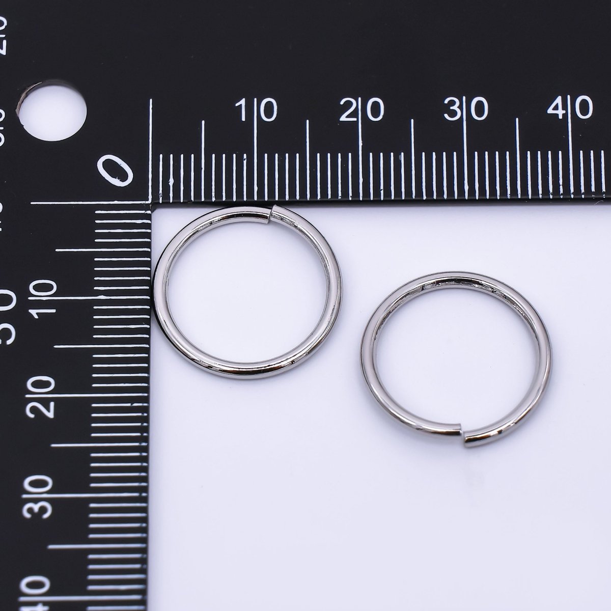 24K Gold Filled 18mm x 1.5mm Minimalist Round Jump Ring Findings Set in Gold & Silver | SP - 01639 - DLUXCA