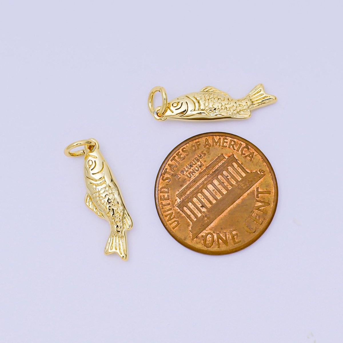 24K Gold Filled 19.5mm Aqua Sea Fish Charm | AJ - 381 - DLUXCA