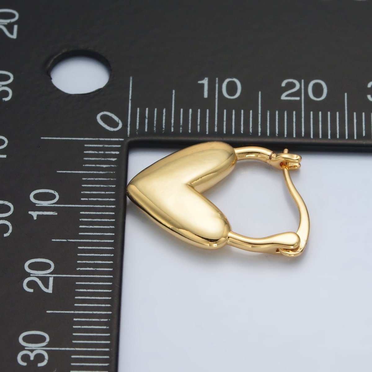 24K Gold Filled 20mm Minimalist Heart Latch Hoop Earrings | AB1242 - DLUXCA