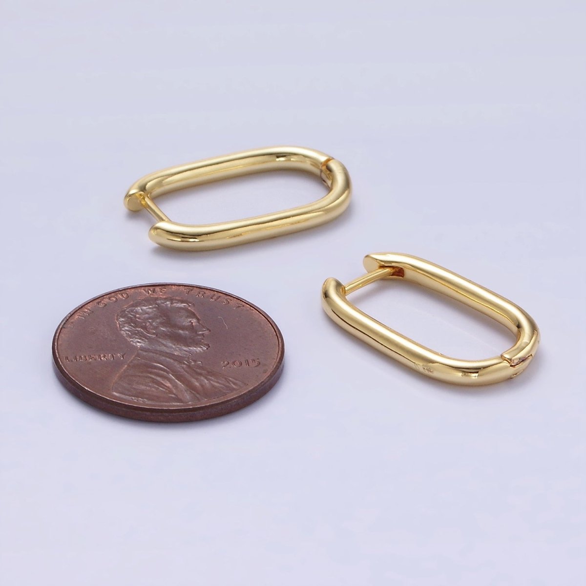 24K Gold Filled 20mm Minimalist Oblong Hoop Earrings | P191 - DLUXCA