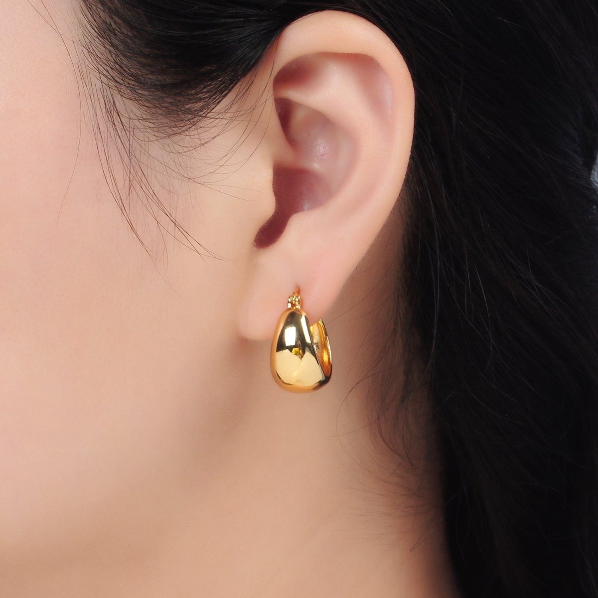 24K Gold Filled 20mm Minimalist Wide Dome Latch Hoop Earrings | AB1231 - DLUXCA