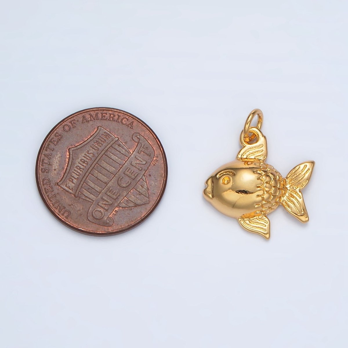24K Gold Filled 20mm Textured Gold Fish Animal Charm | AG926 - DLUXCA