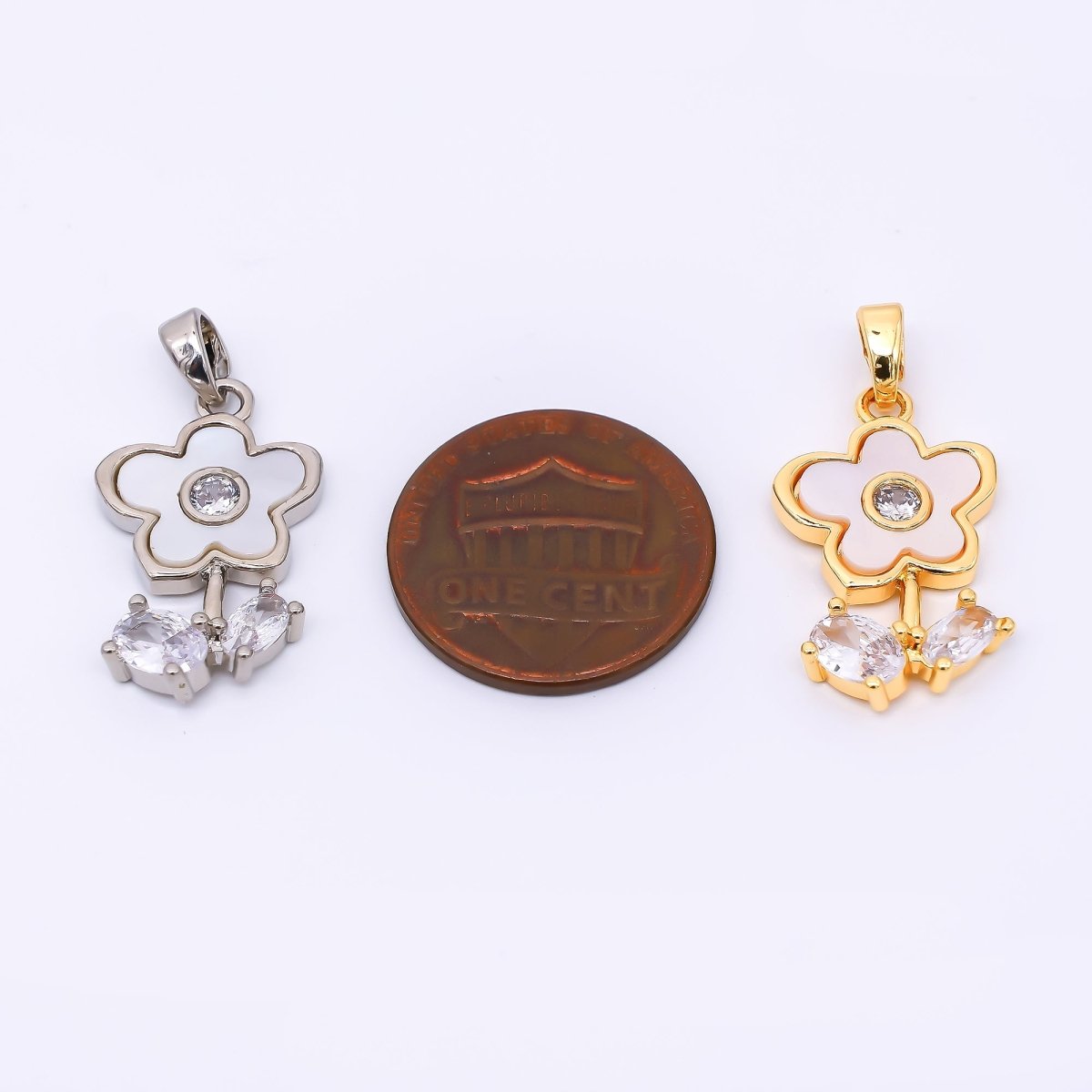 24K Gold Filled 21.5mm Oval Clear CZ Mother of Pearl Timeless Beauty Flower Pendant in Gold & Silver | AA - 1571 - DLUXCA