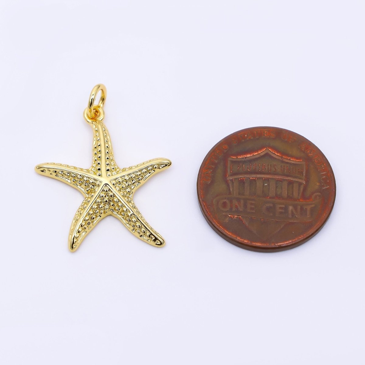 24K Gold Filled 22.5mm Realistic Sea Starfish Animal Charm | AF - 540 - DLUXCA