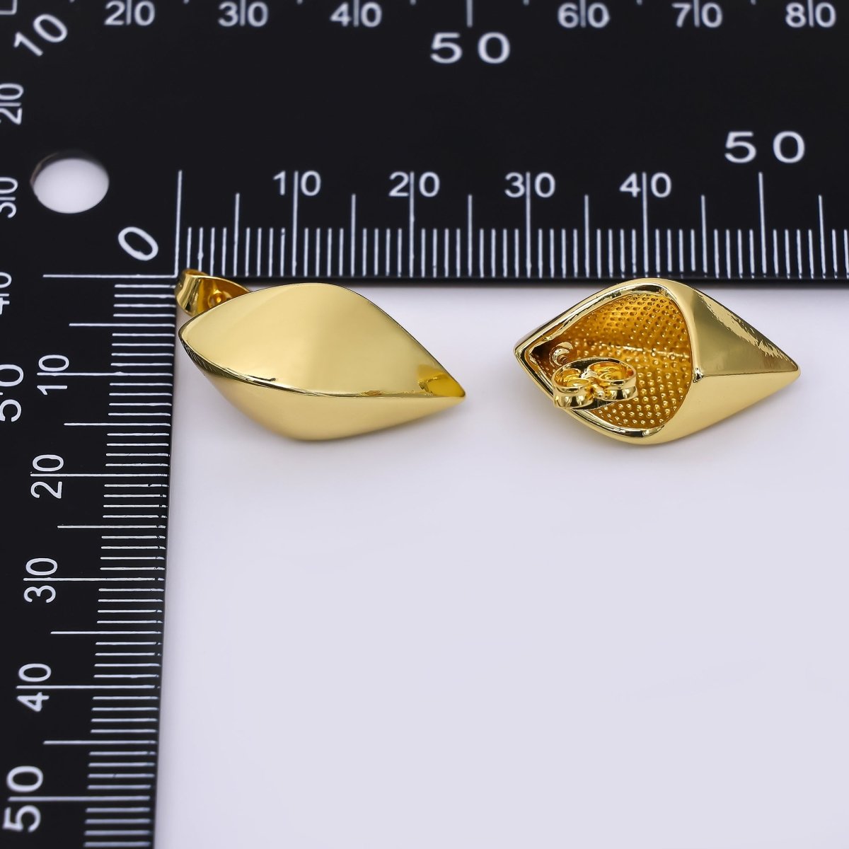 24K Gold Filled 24.5mm Geometric Dome J - Shaped Hoop Earrings | AI509 - DLUXCA