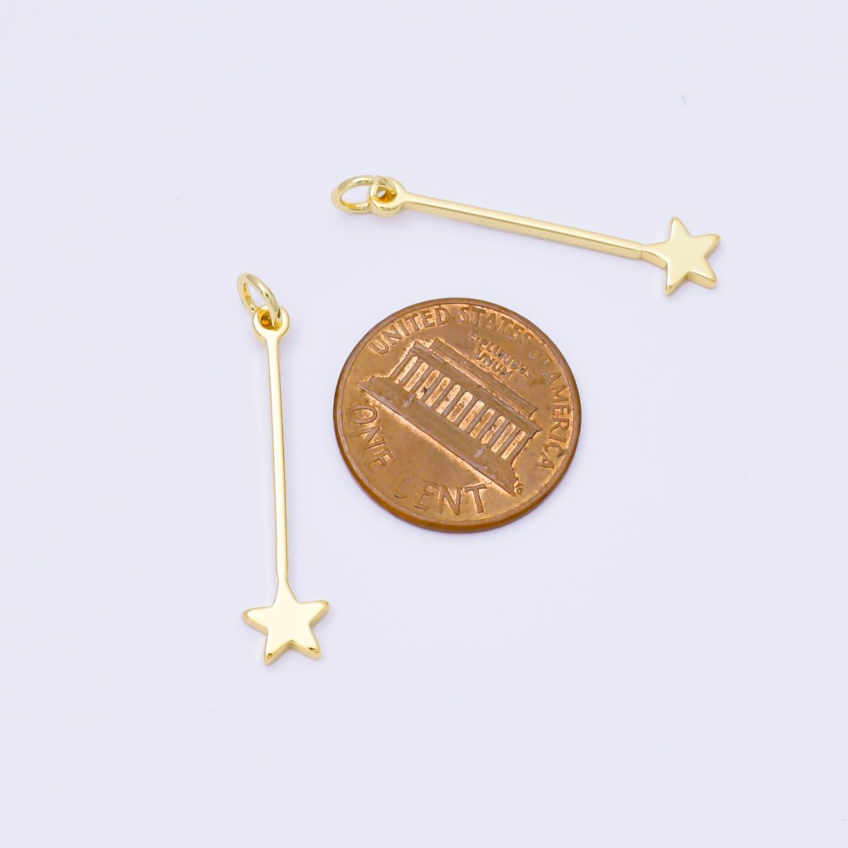 24K Gold Filled 28mm Magic Wand Shooting Star Charm | AC1629 - DLUXCA