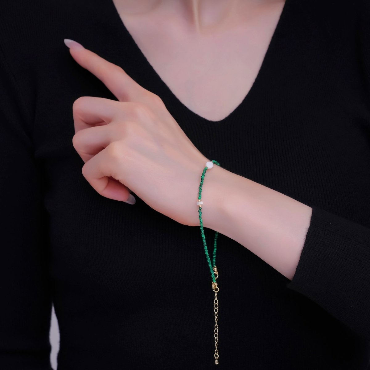 24K Gold Filled 2mm Shell Pearl Malachite Multifaceted Gemstone 9 Inch Anklet | WA - 2946 - DLUXCA