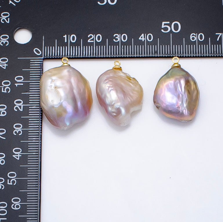 24K Gold Filled 30mm Flat Baroque Freshwater Pearl Charm | P1911 - DLUXCA