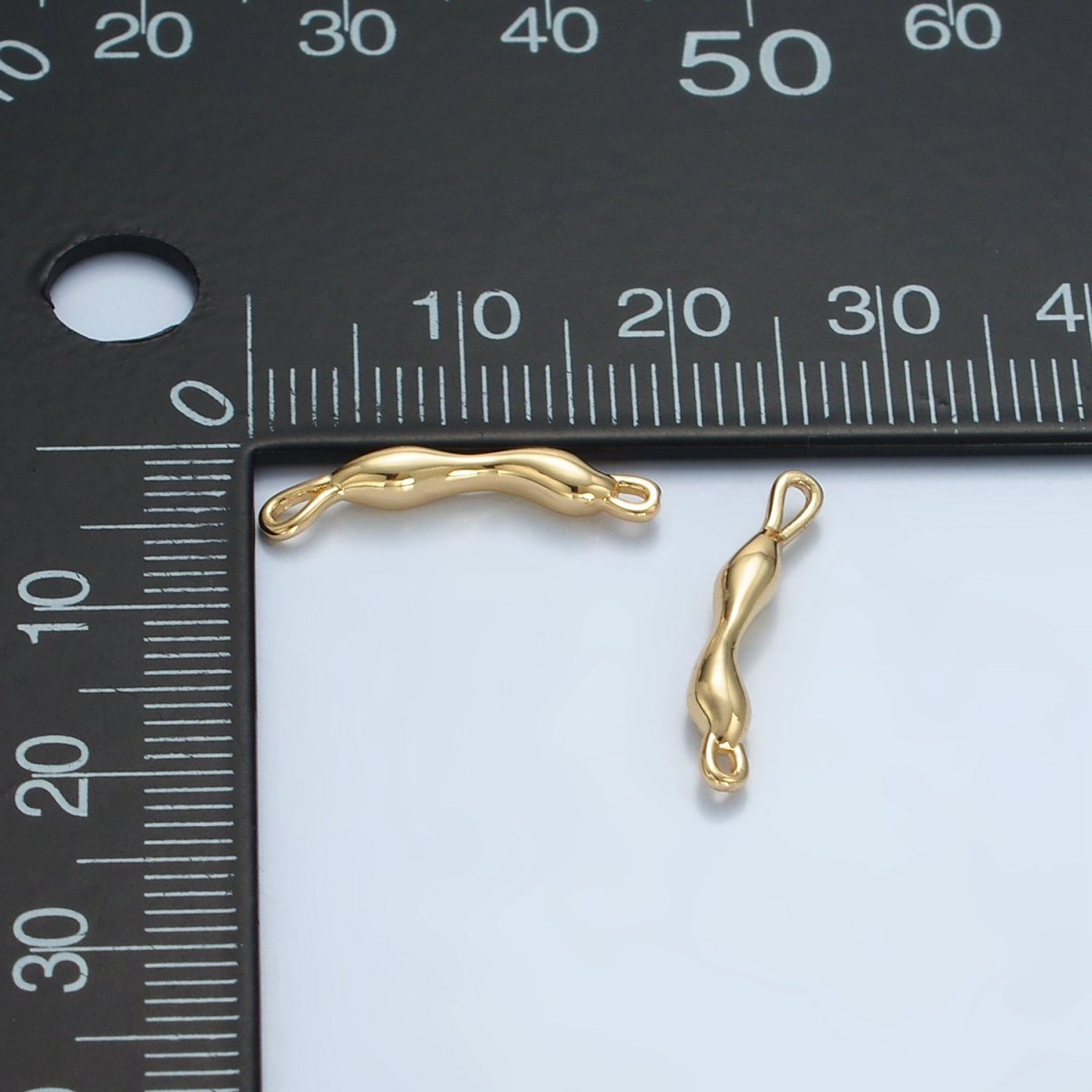 24K Gold Filled 3.5mm Curved Molten Drip Connector | G828 - DLUXCA