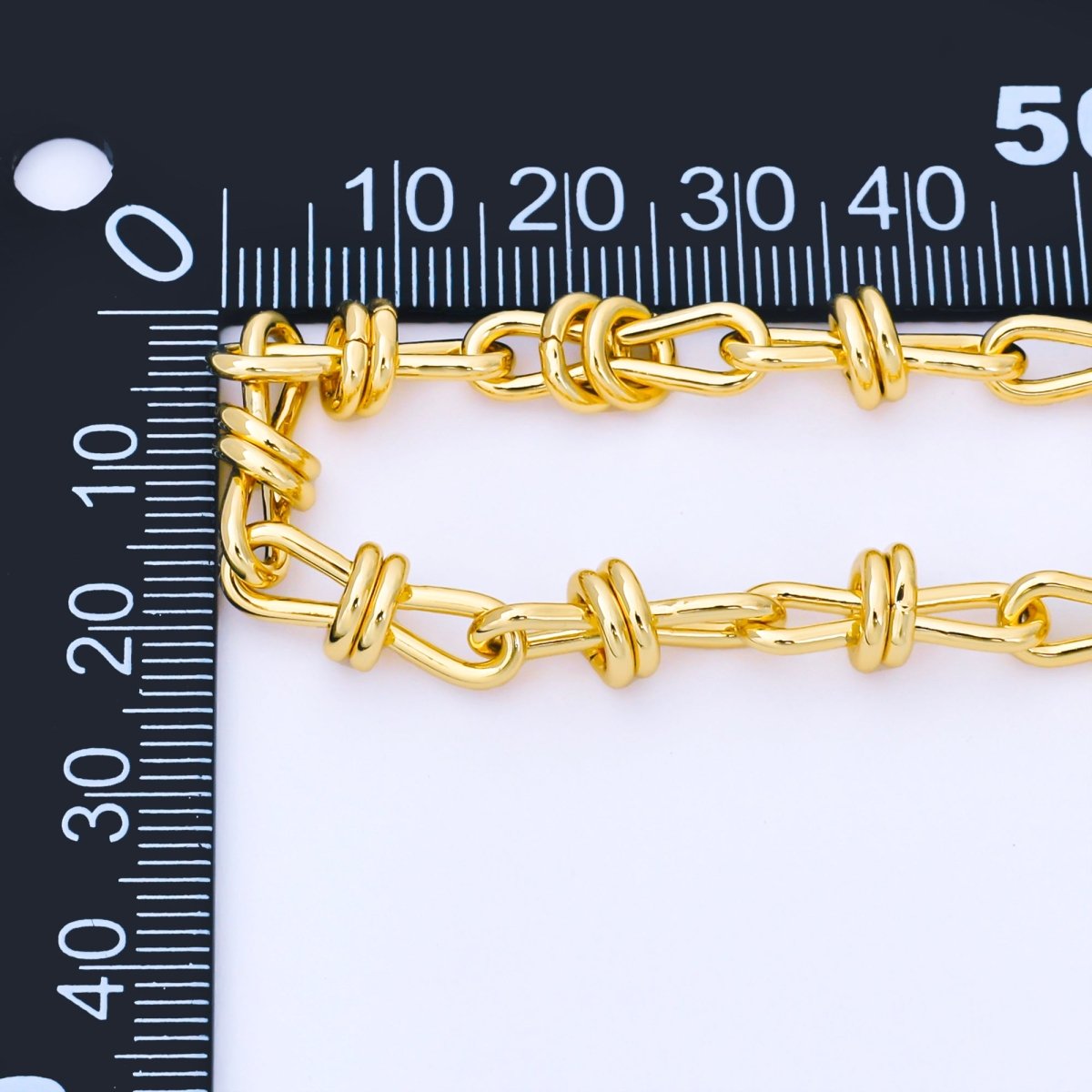 24K Gold Filled 5.5mm Figure 8 Infinity Unfinished Chain by Yard | Roll - 1742 - DLUXCA