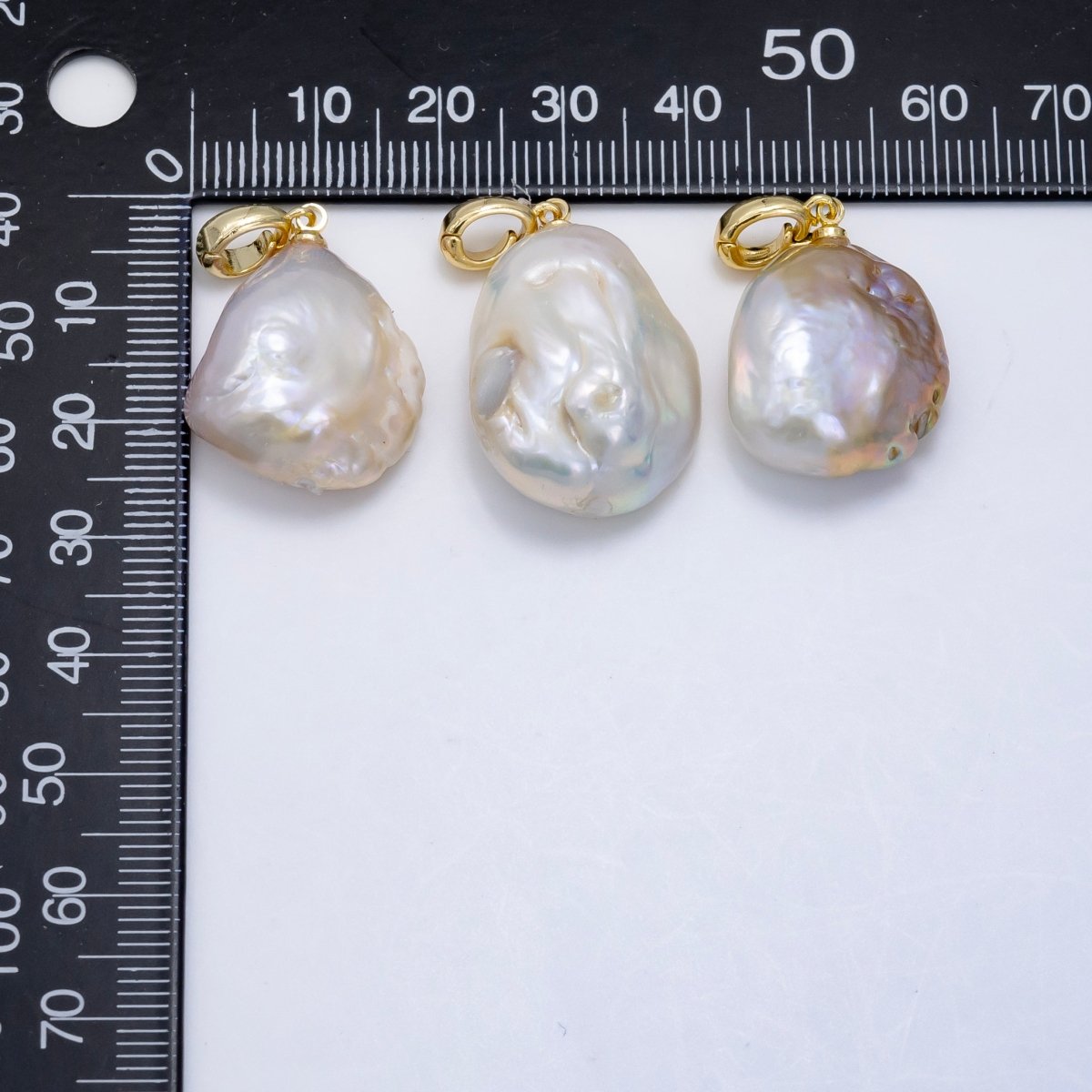 24K Gold Filled Baroque Rounded Freshwater Pearl Snap Latch Bail Pendant | P1914 - DLUXCA