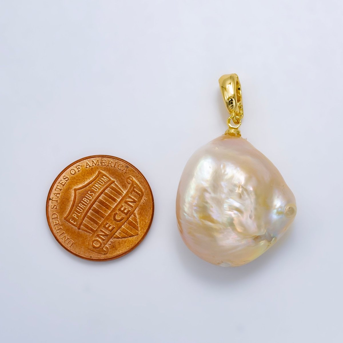 24K Gold Filled Baroque Rounded Freshwater Pearl Snap Latch Bail Pendant | P1914 - DLUXCA