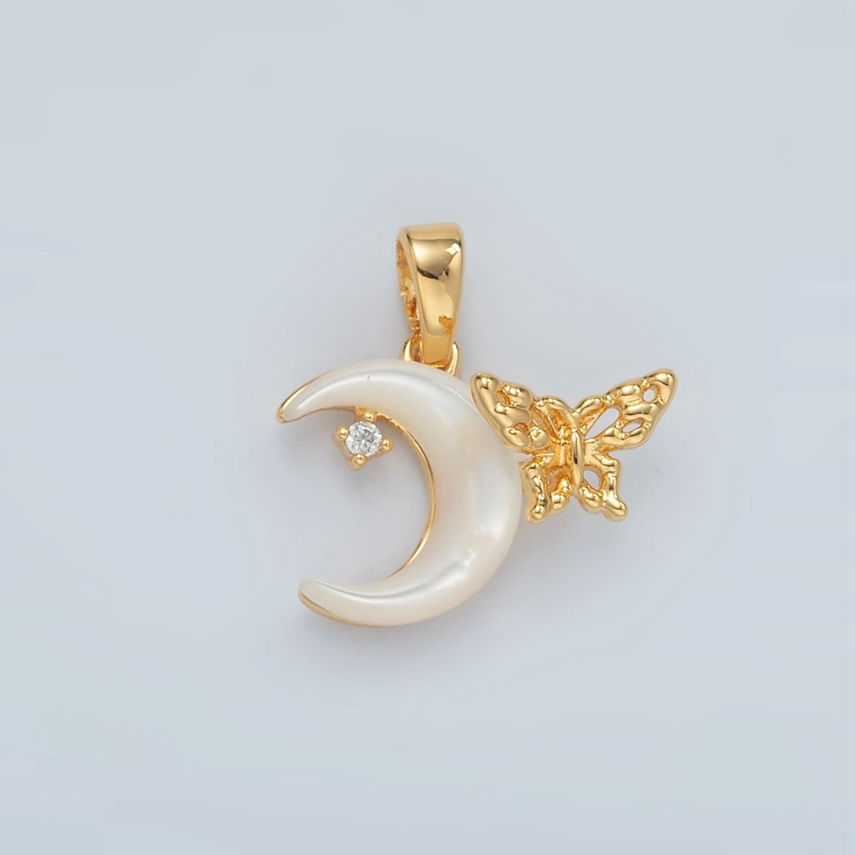 24K Gold Filled Butterfly Celestial Crescent Moon Shell Pearl Pendant | H691 - DLUXCA