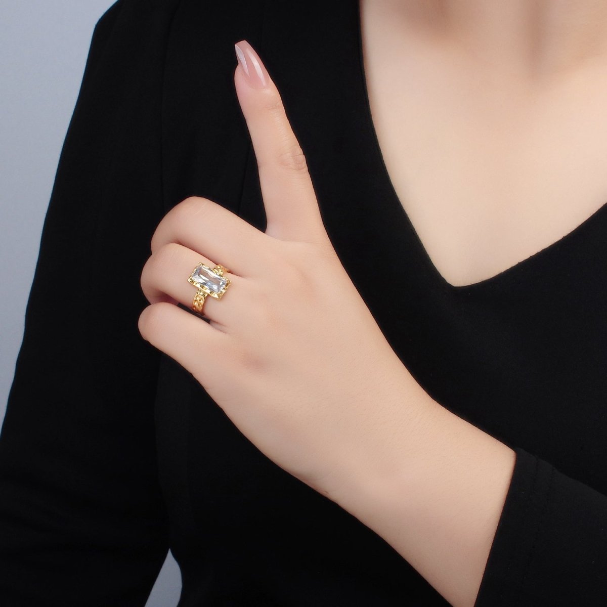 24K Gold Filled Clear CZ Baguette Hammered Wrap Band Ring | U320 - DLUXCA