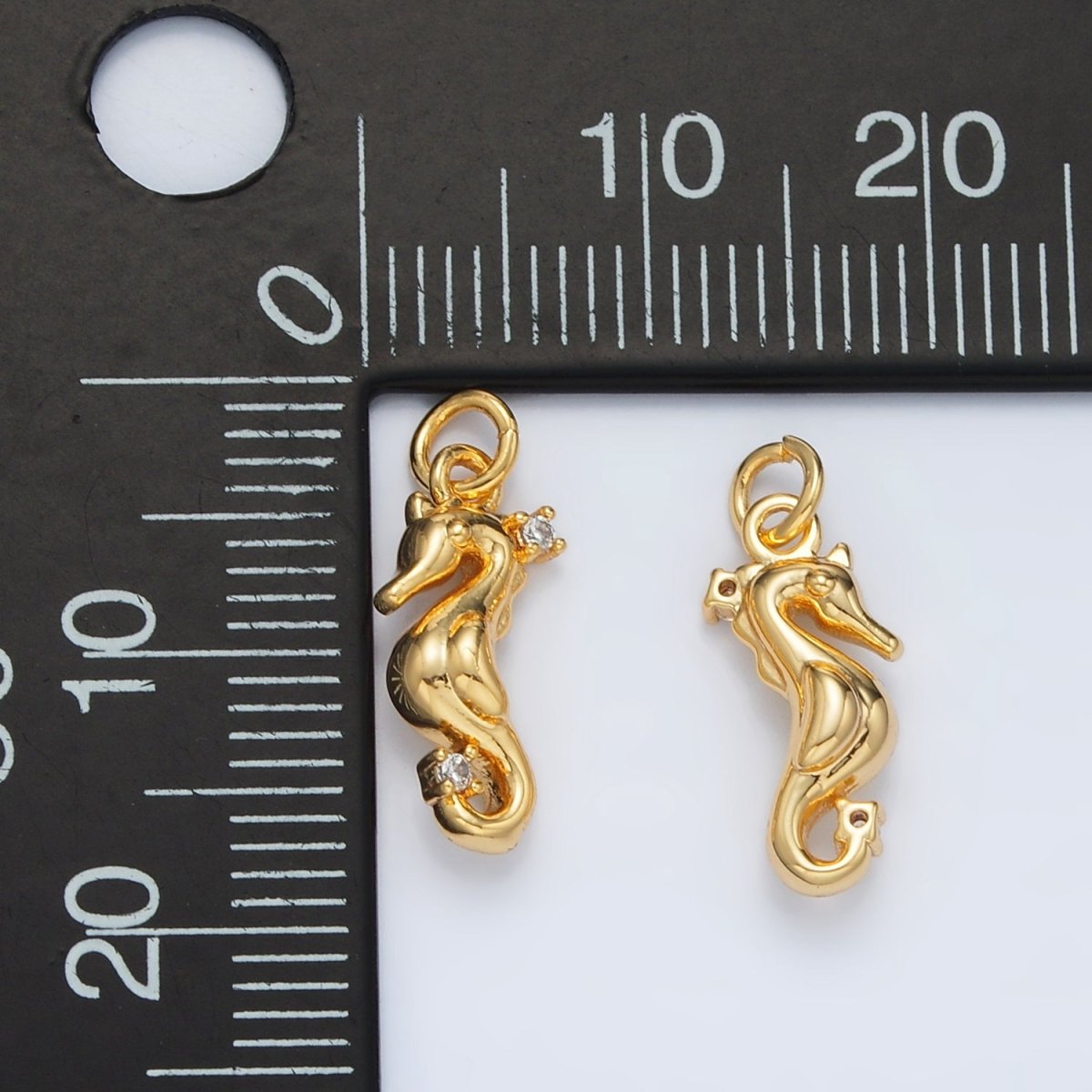 24K Gold Filled Clear CZ Seahorse Charm | AC - 154 - DLUXCA