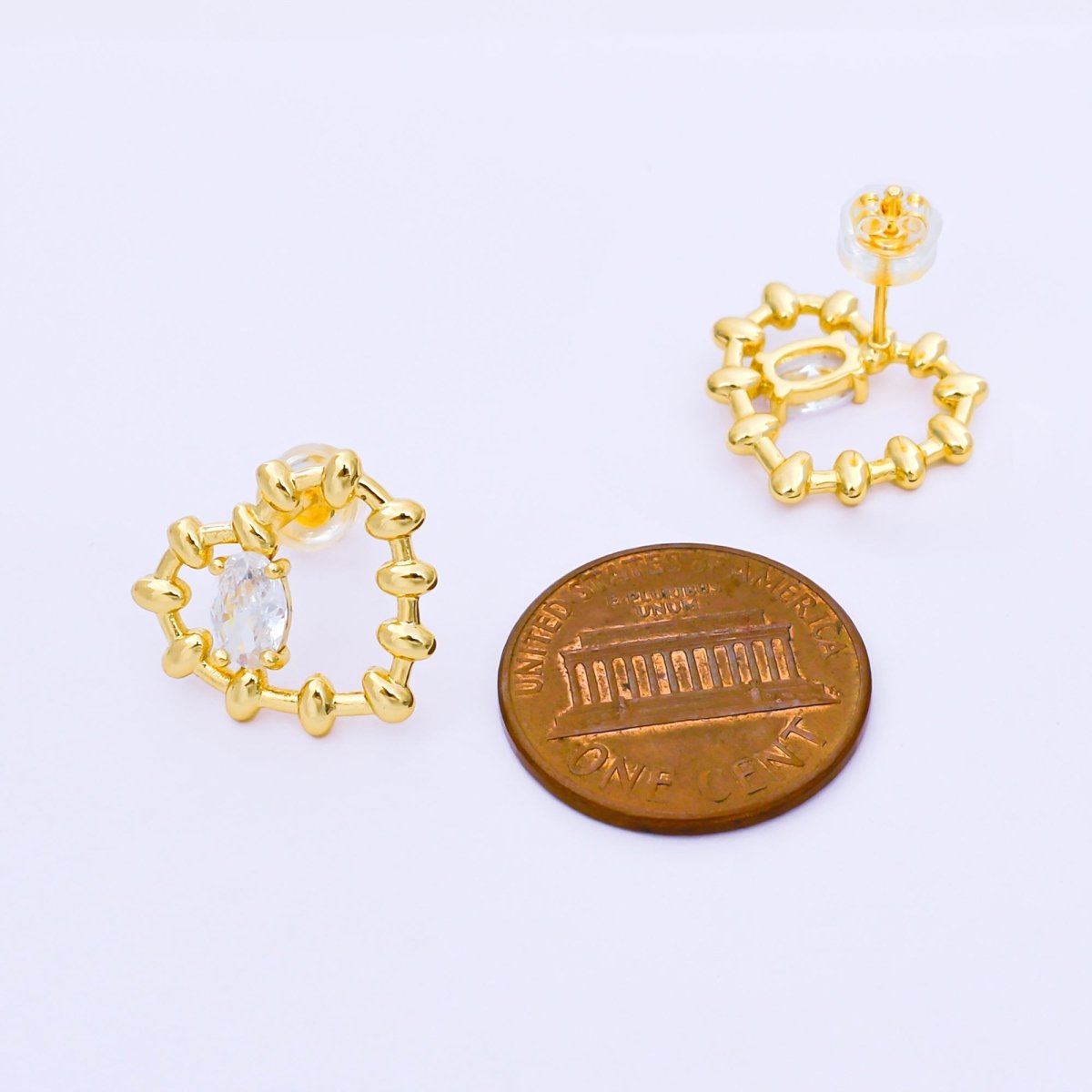 24K Gold Filled Clear Oval CZ Rondelle Lined Open Heart Stud Earrings | AI448 - DLUXCA