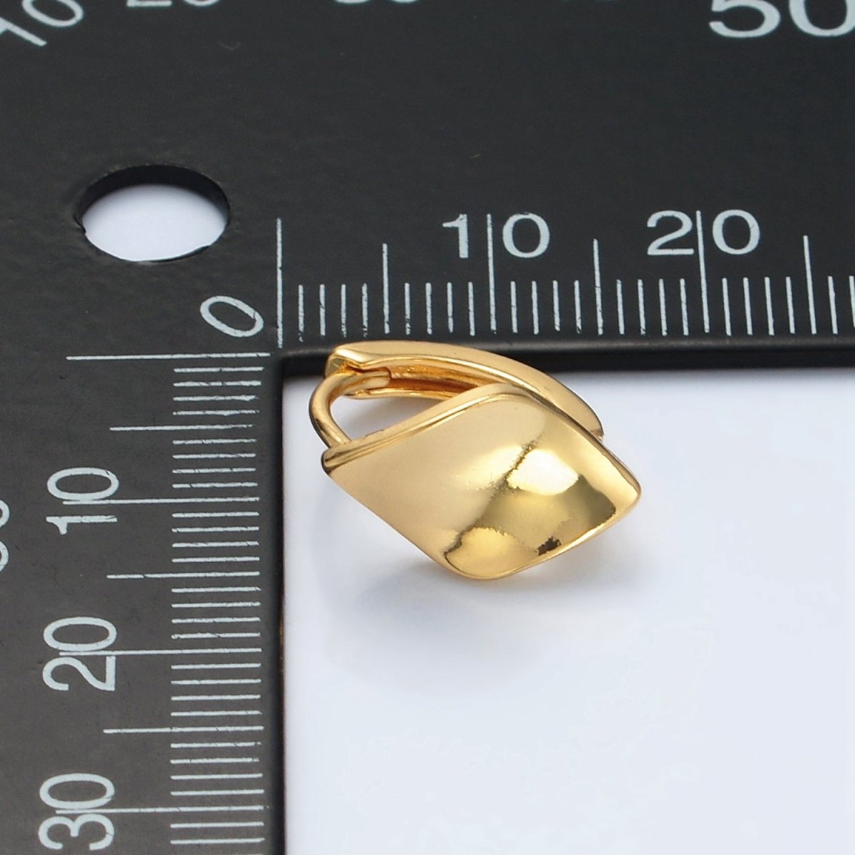 24K Gold Filled Curved Rhombus Minimalist Huggie Earrings | Q430 - DLUXCA